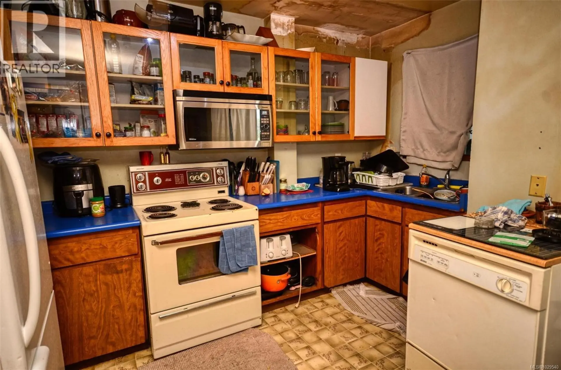 Property at 2962 ALMARTIN PL, Colwood, BC