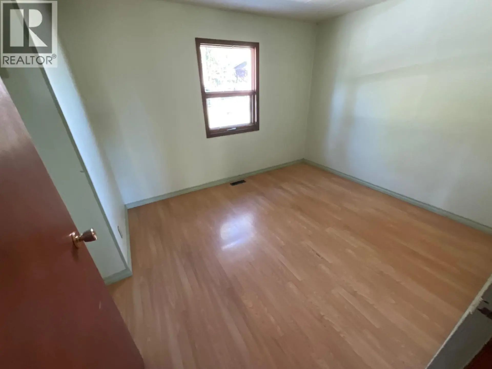 Property at 13235 LAKESHORE DRIVE, Charlie Lake, BC