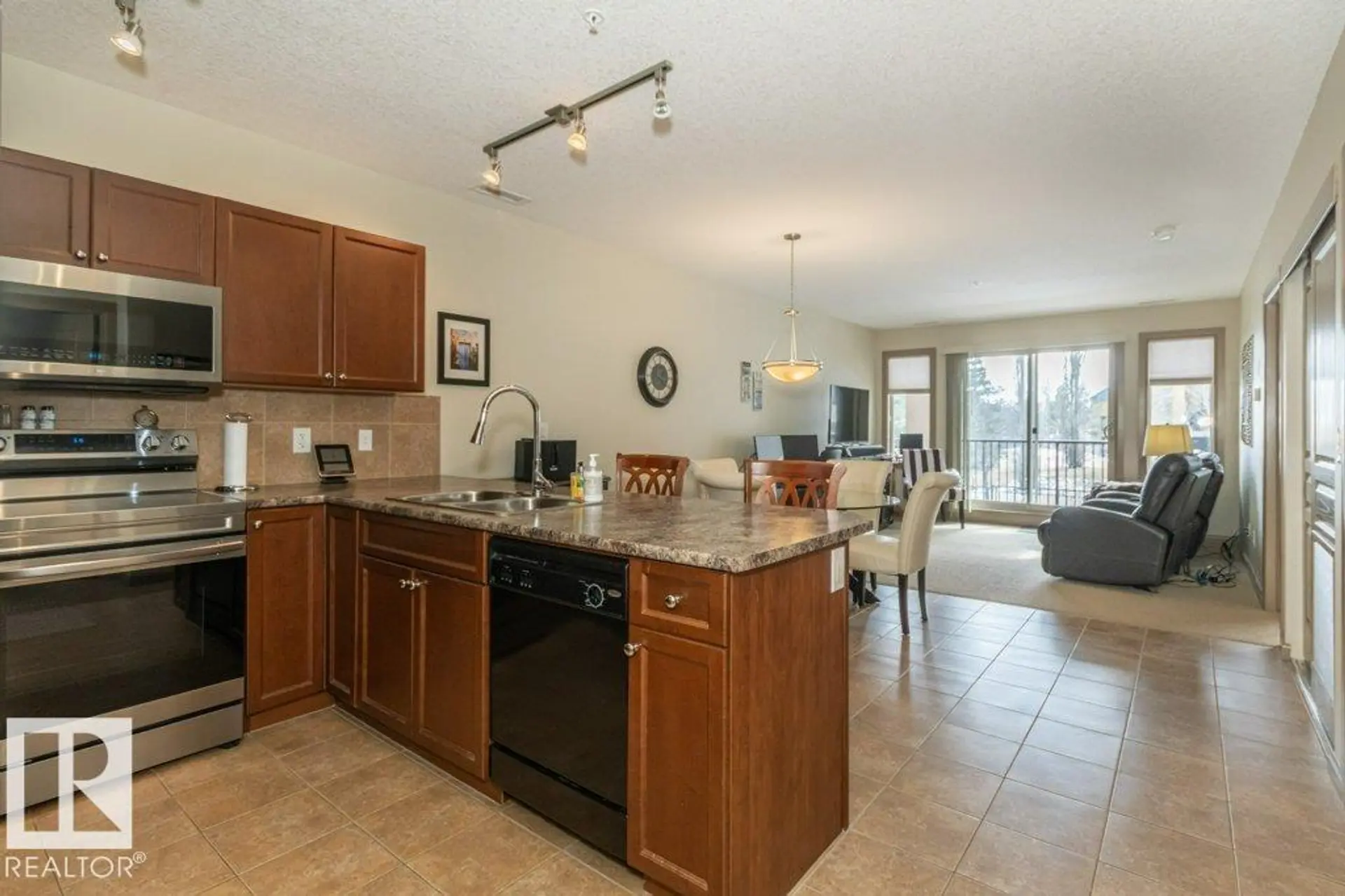 #209 500 PALISADES WY - Image 3