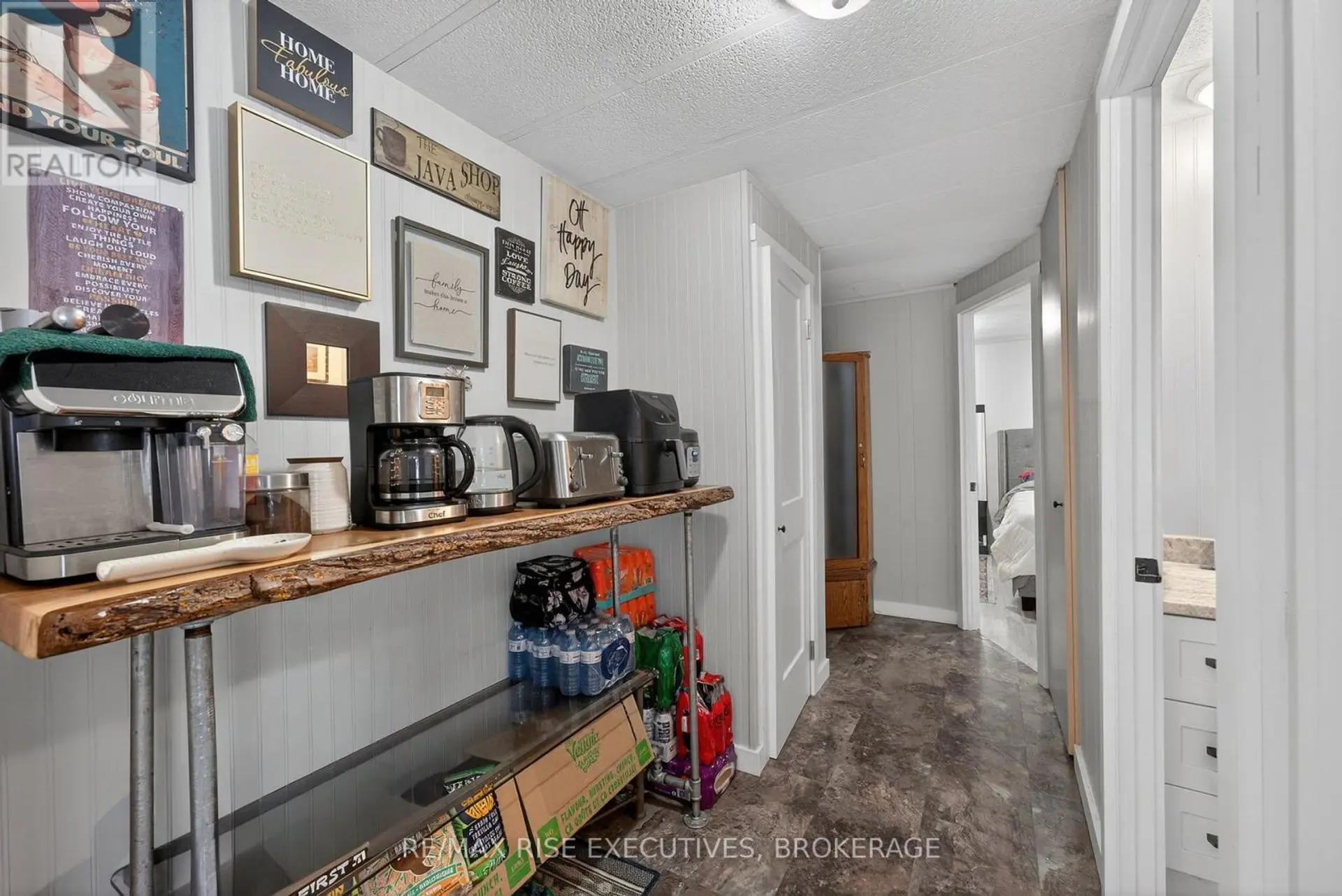 4 CEDAR STREET - Image 13