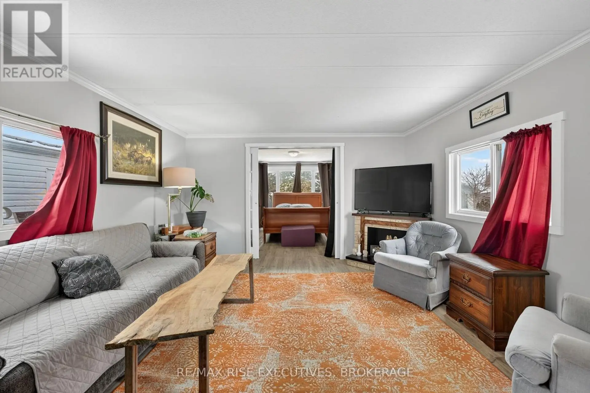 4 CEDAR STREET - Image 4