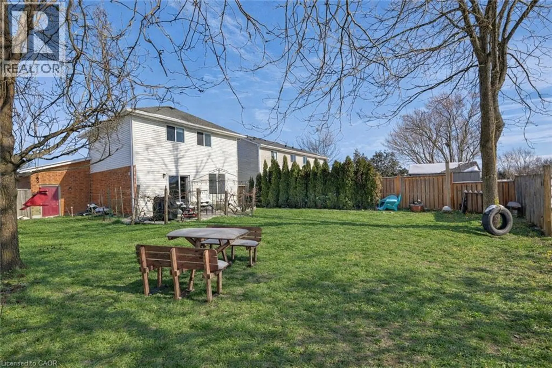 4996 GREENLANE Road - Image 2