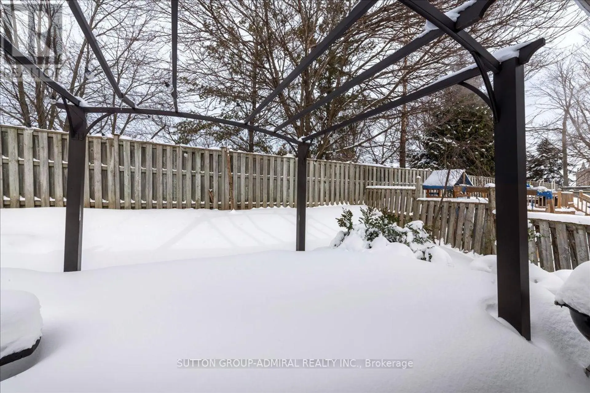 64 COPEMAN CRESCENT - Image 18