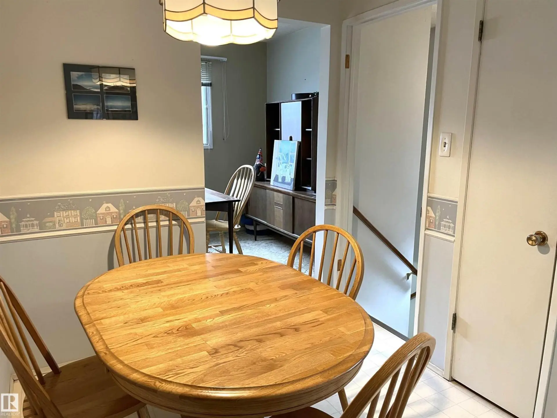 6808 11 AV NW - Image 6