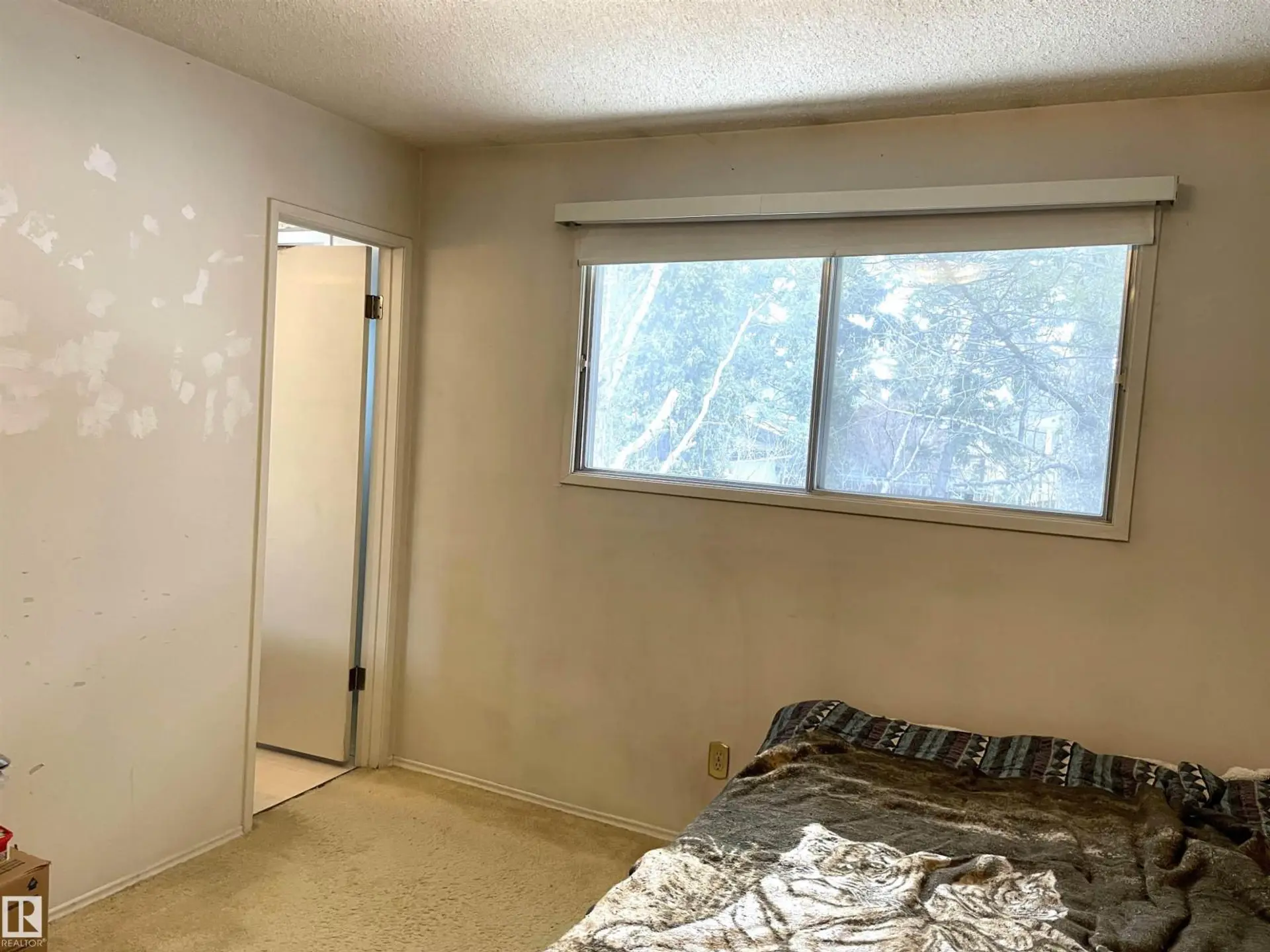 6808 11 AV NW - Image 9