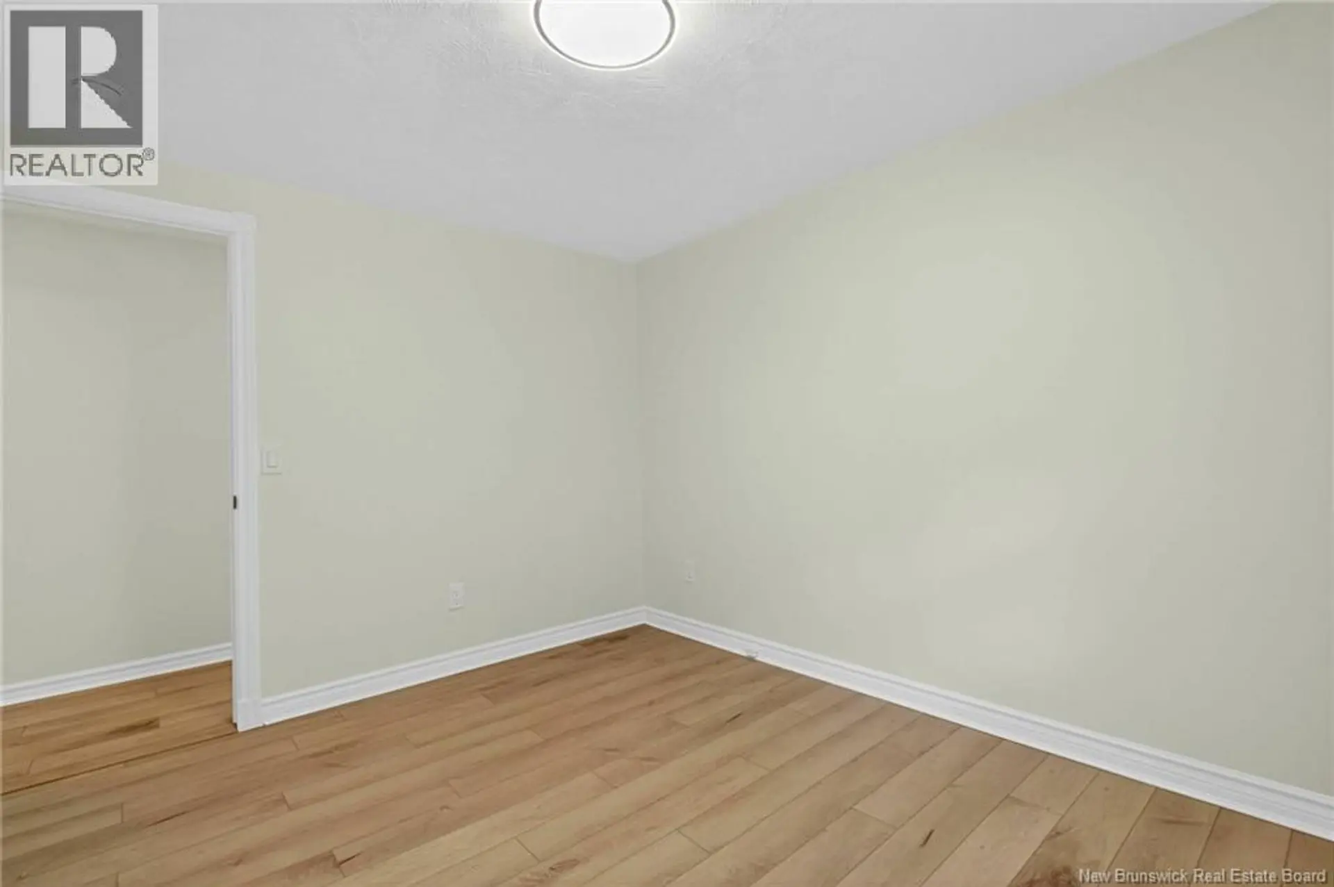 125 EVANGELINE STREET - Image 14