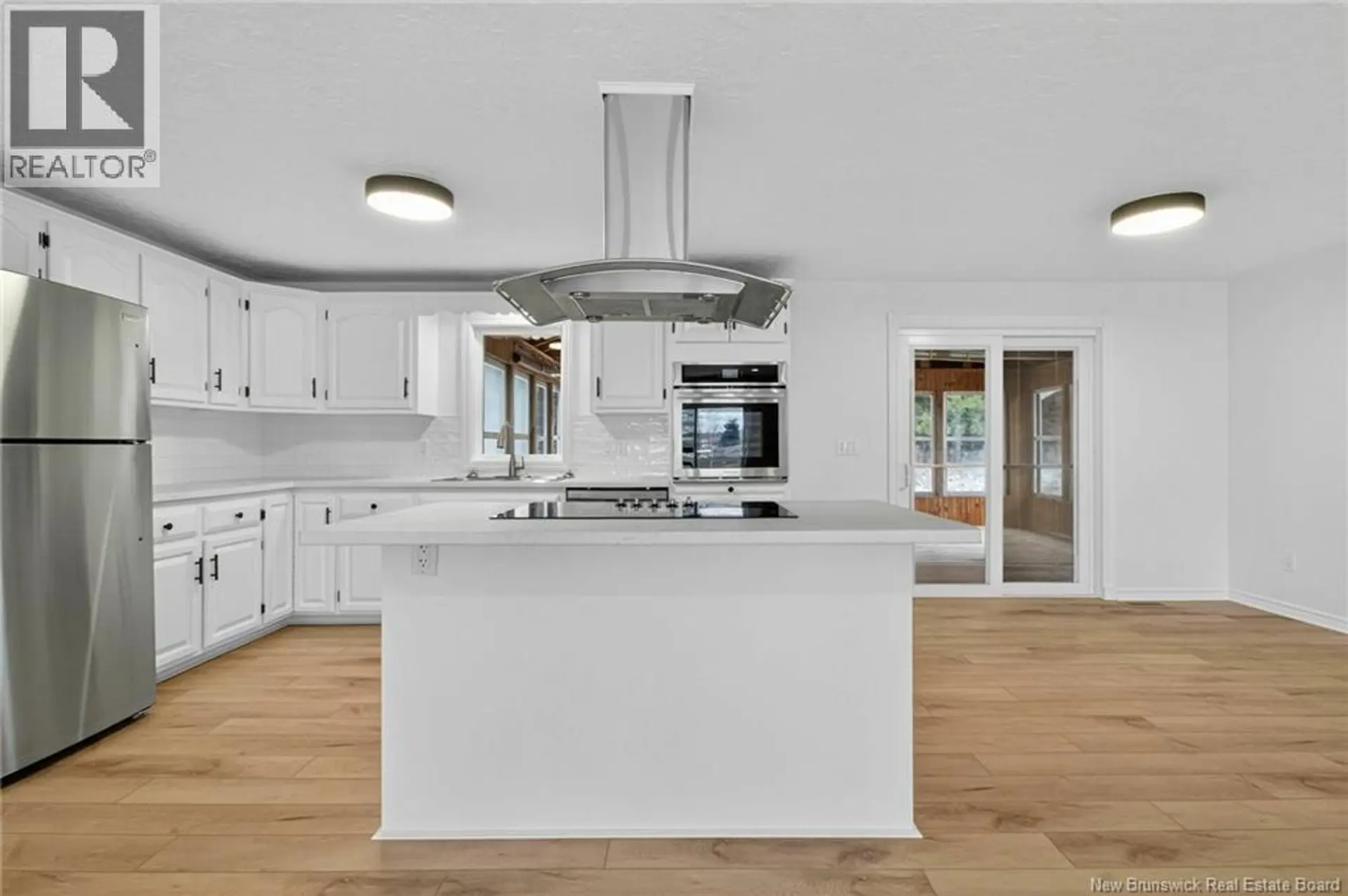 125 EVANGELINE STREET - Image 6