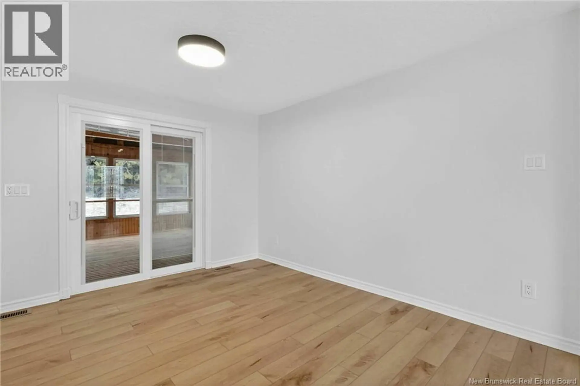 125 EVANGELINE STREET - Image 7