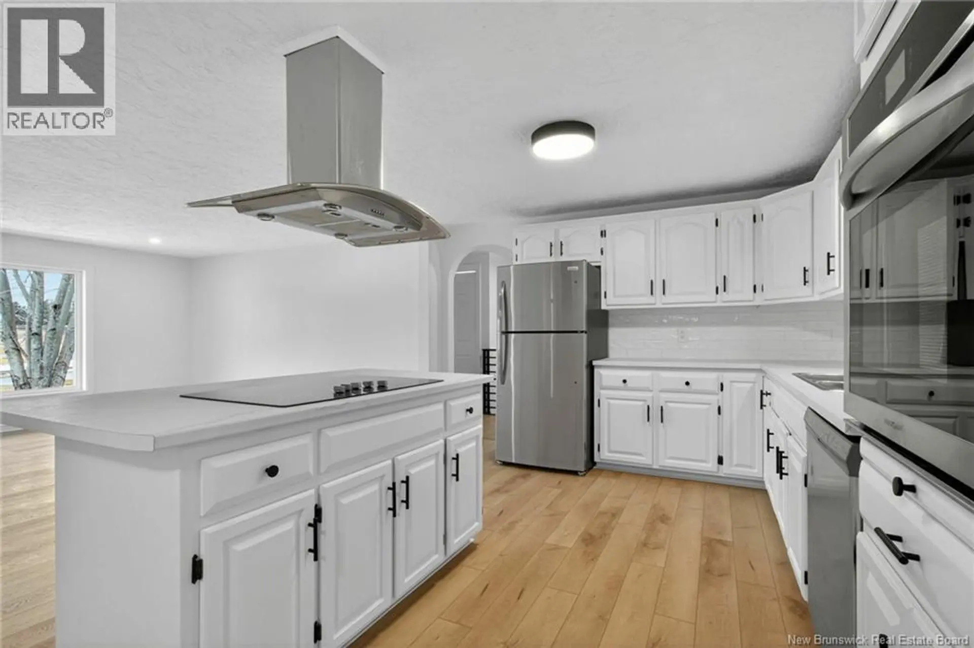 125 EVANGELINE STREET - Image 8