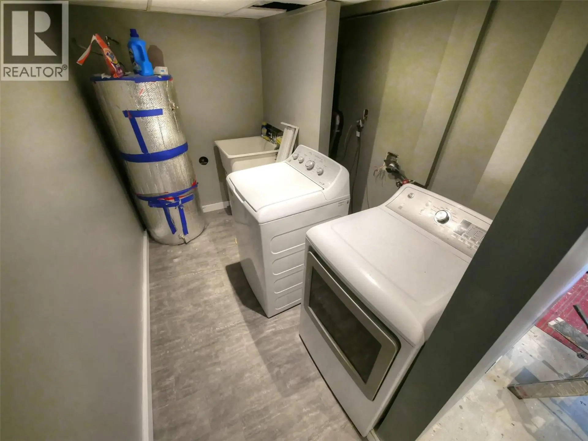 Property at 1895 COLUMBIA GARDENS ROAD, Fruitvale, BC