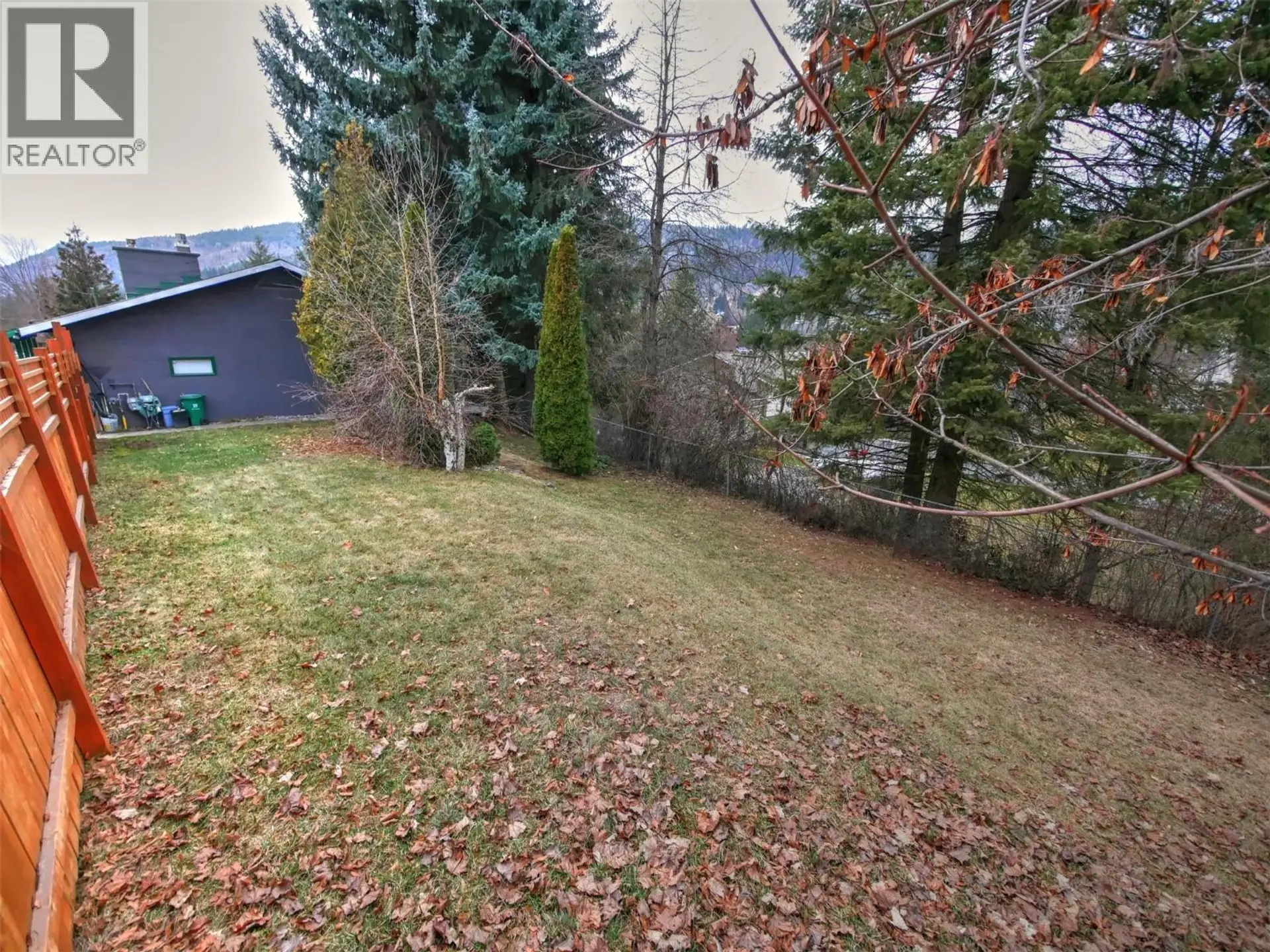 Property at 1895 COLUMBIA GARDENS ROAD, Fruitvale, BC