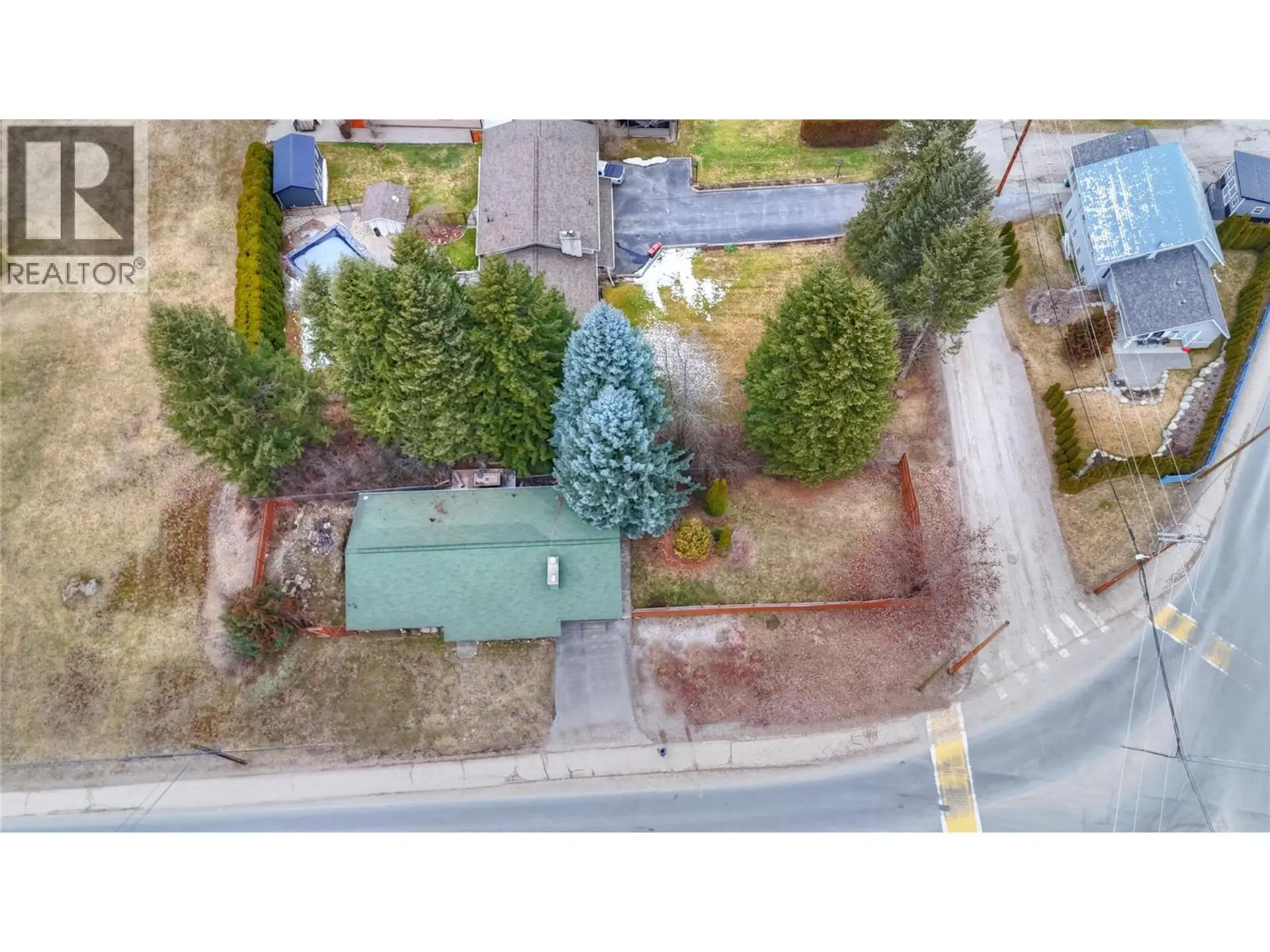 Property at 1895 COLUMBIA GARDENS ROAD, Fruitvale, BC