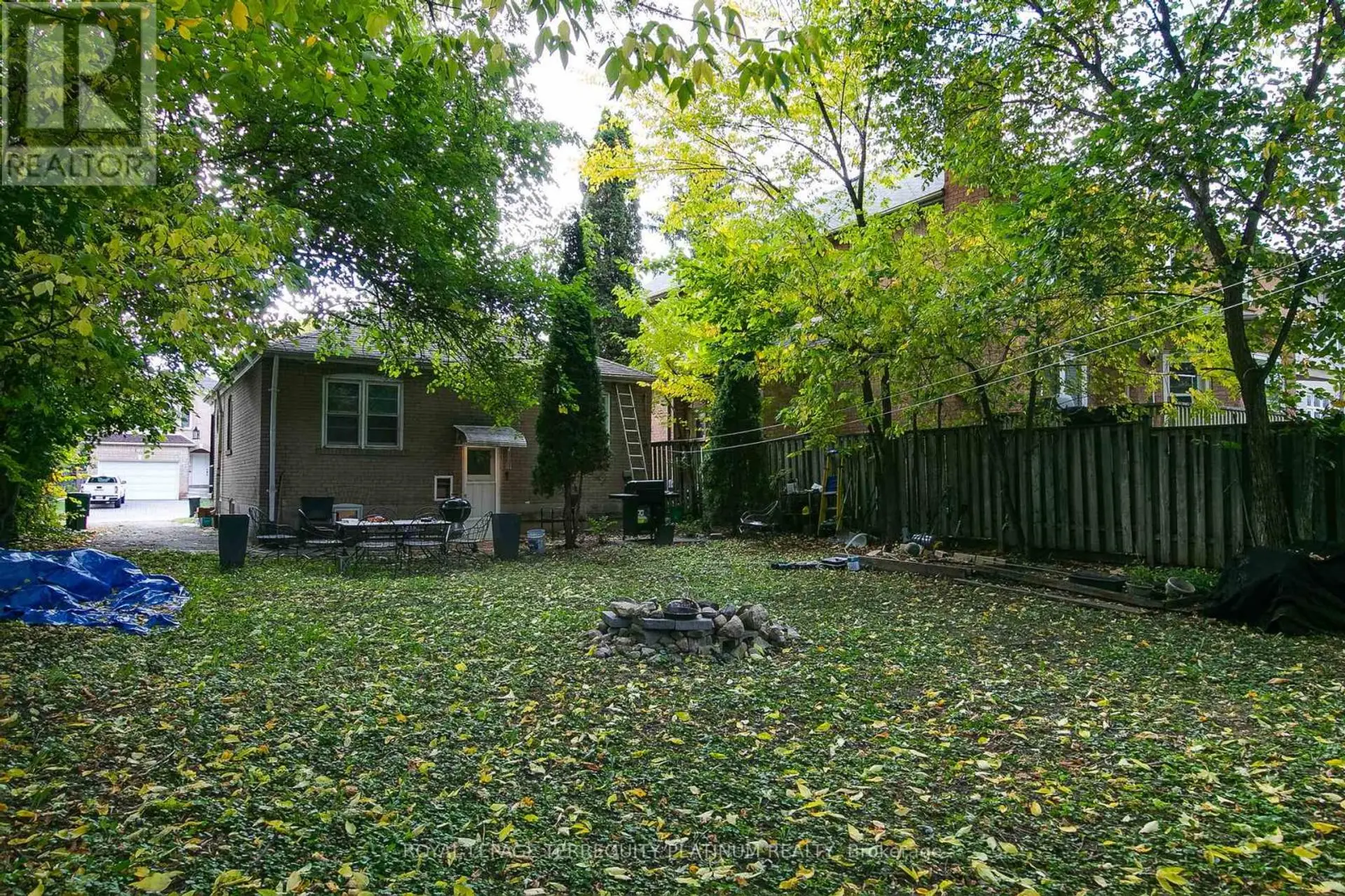 336 HILLCREST AVENUE - Image 11
