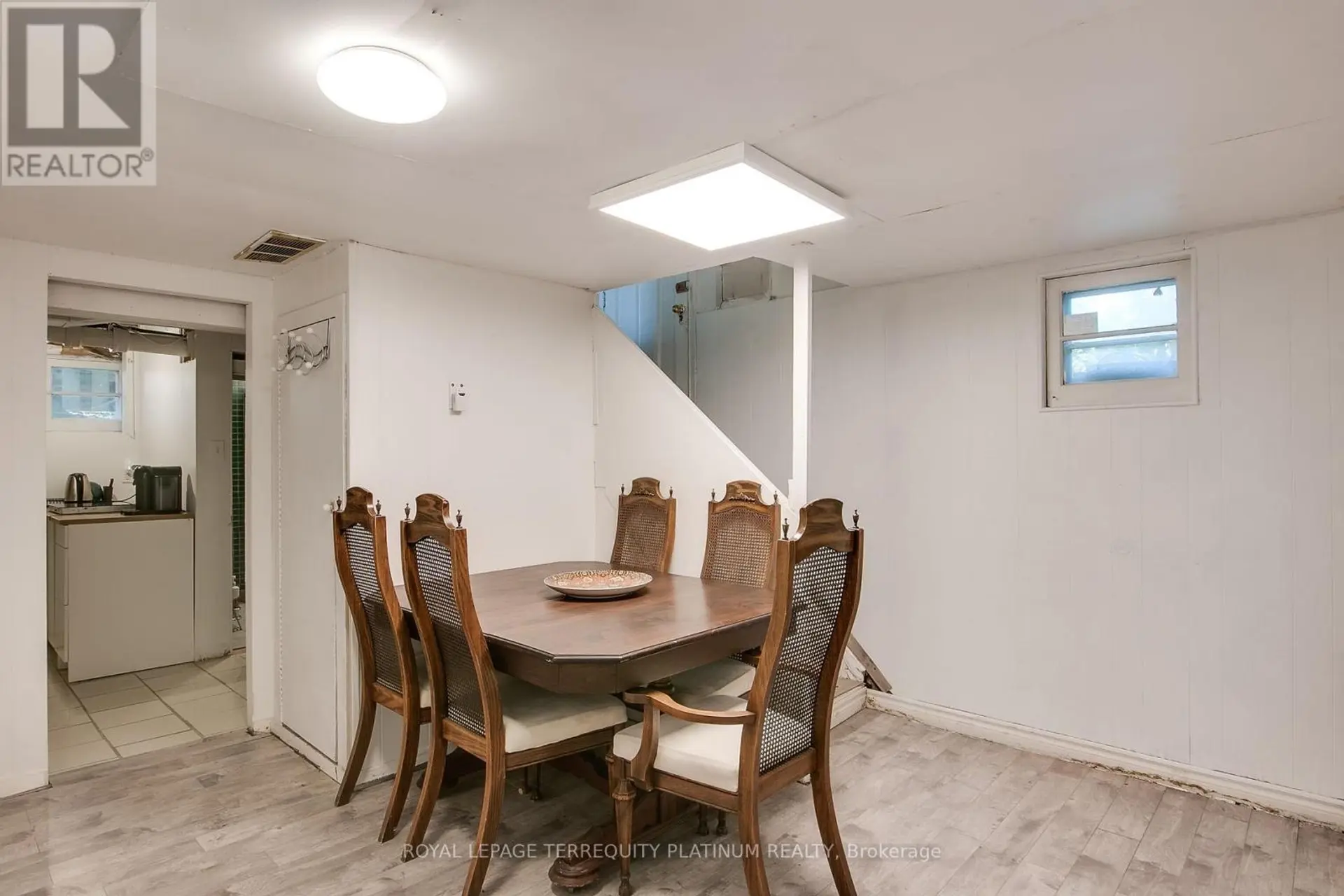 336 HILLCREST AVENUE - Image 7