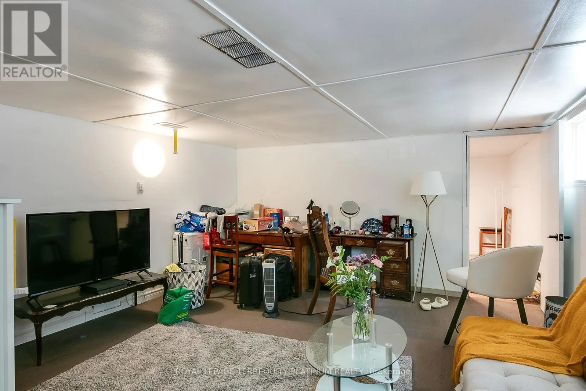 336 HILLCREST AVENUE - Image 9