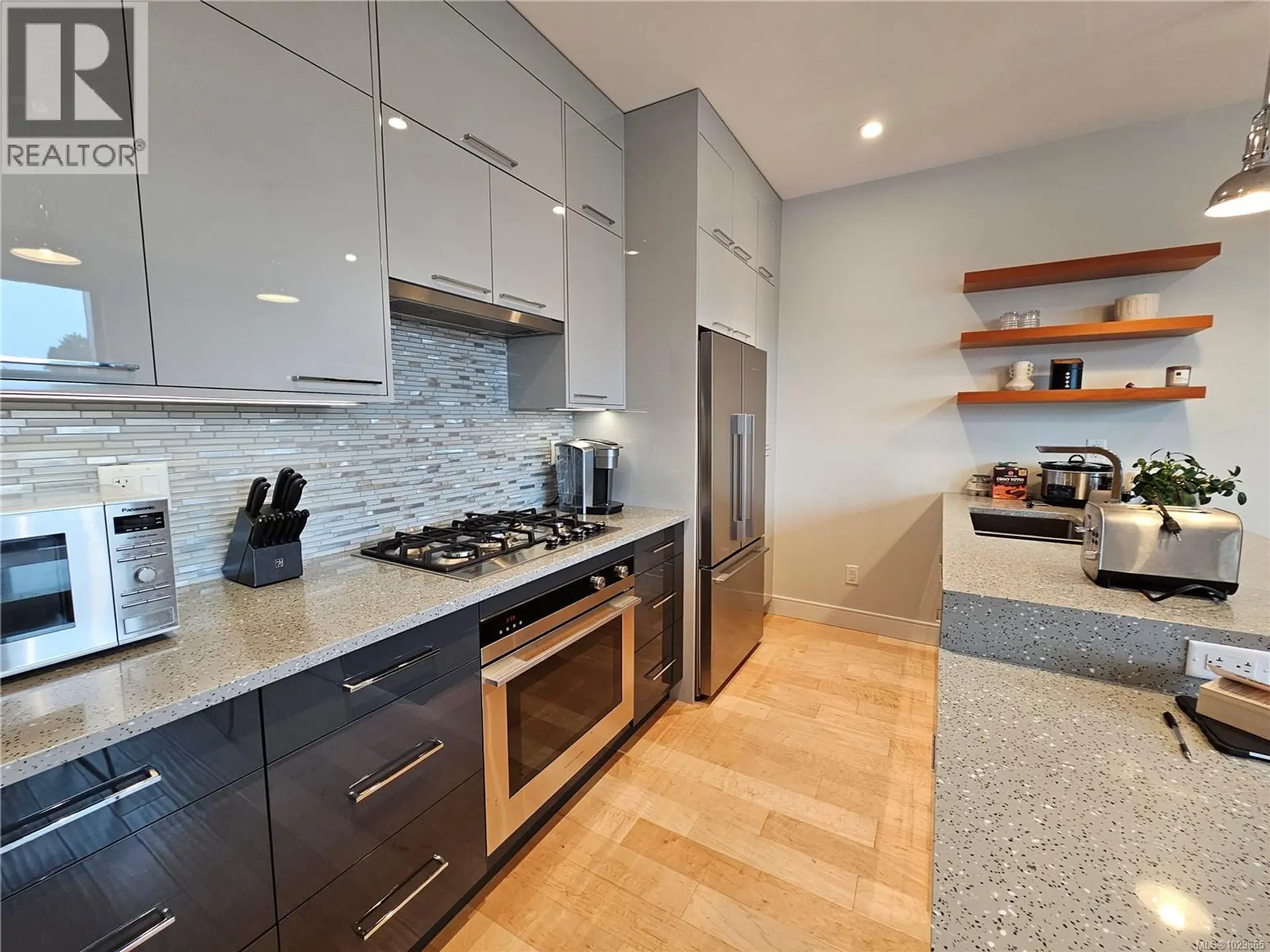 Property at #S312 1411 COOK ST, Victoria, BC