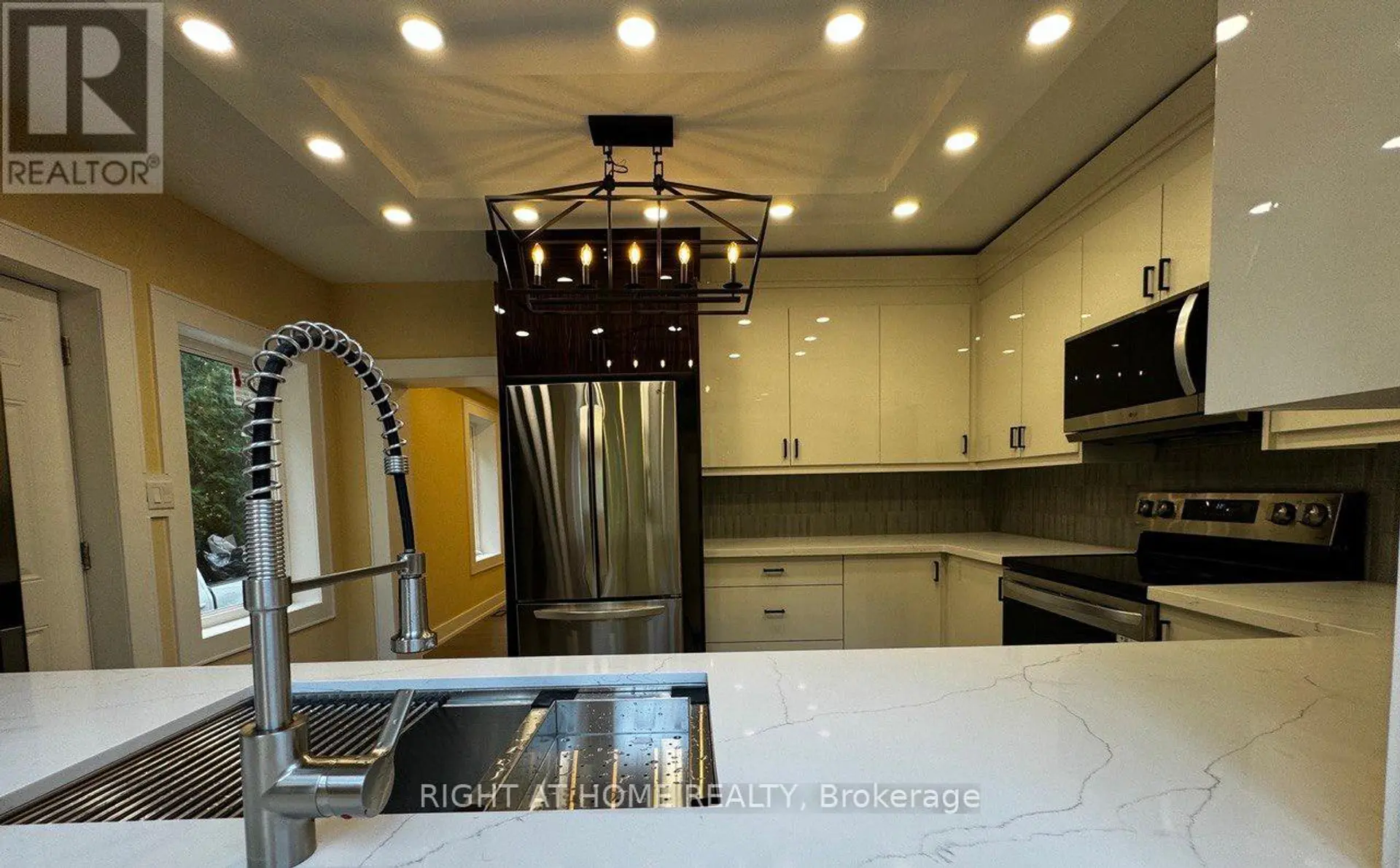 22 O'BRIEN STREET N - Image 7