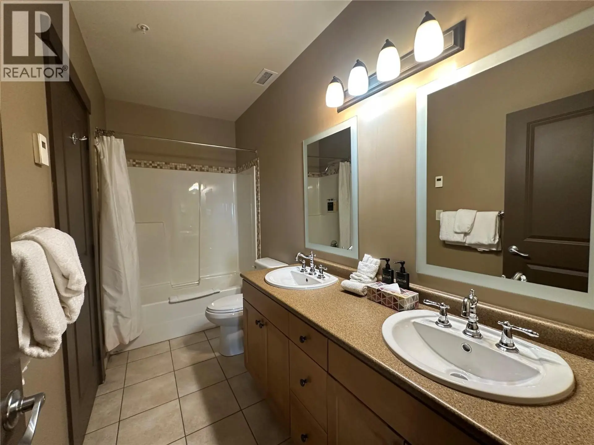 Property at #301 1420 PALLISER TRAIL, Golden, BC