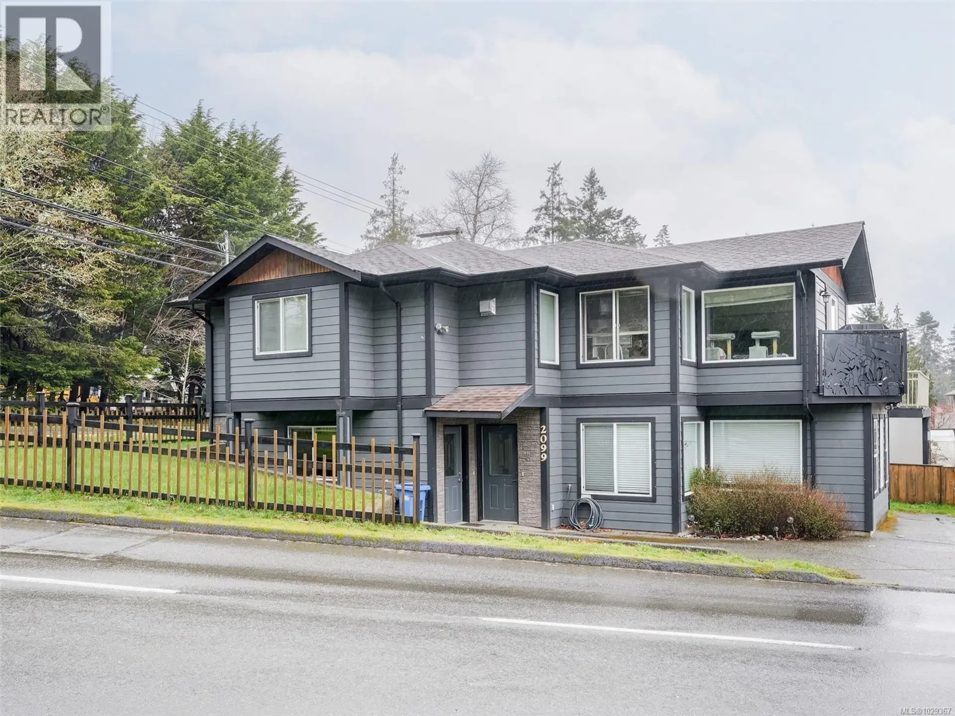 Property at 2099 Maple Ave S, Sooke, BC