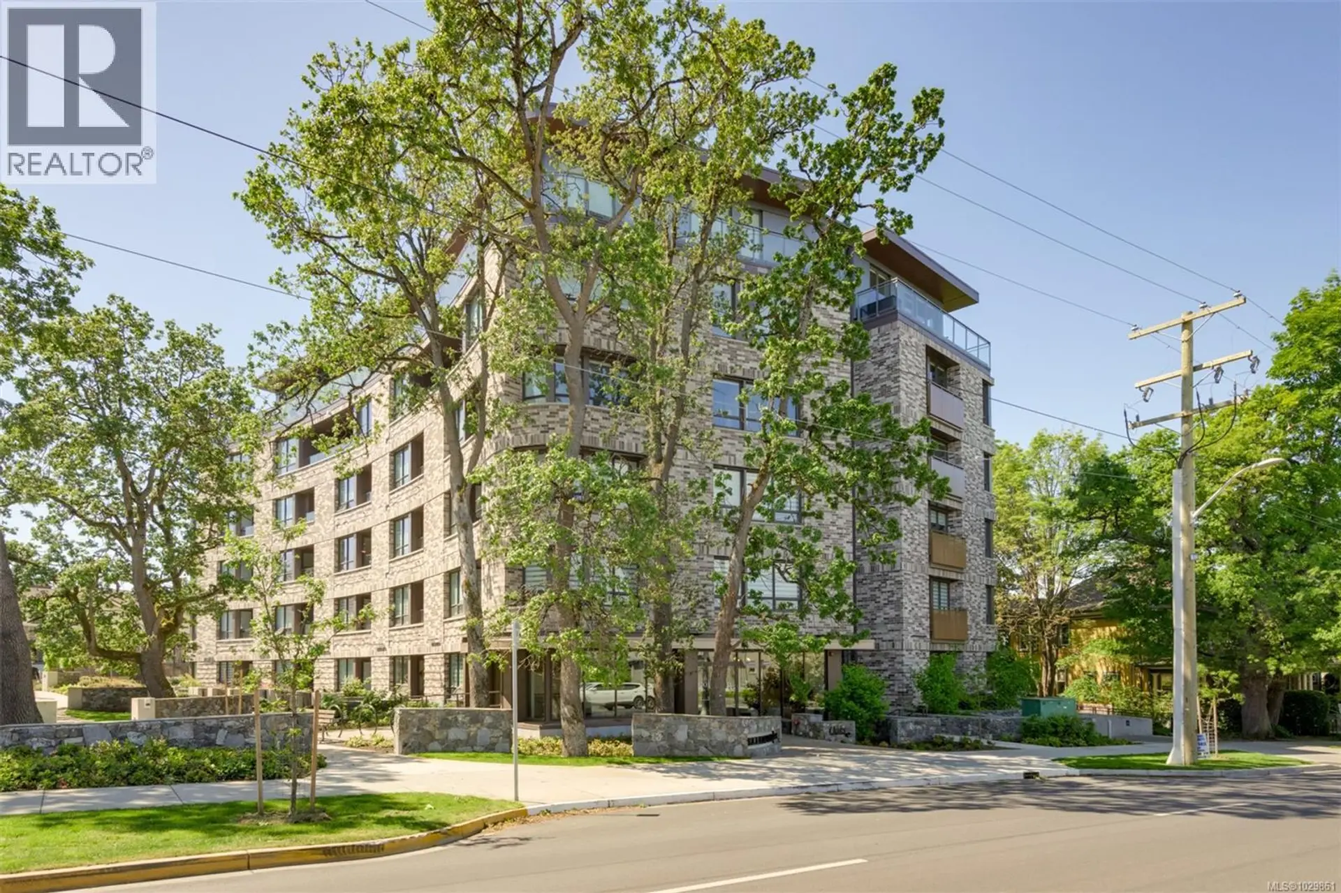 Property at #211 1201 Fort St, Victoria, BC
