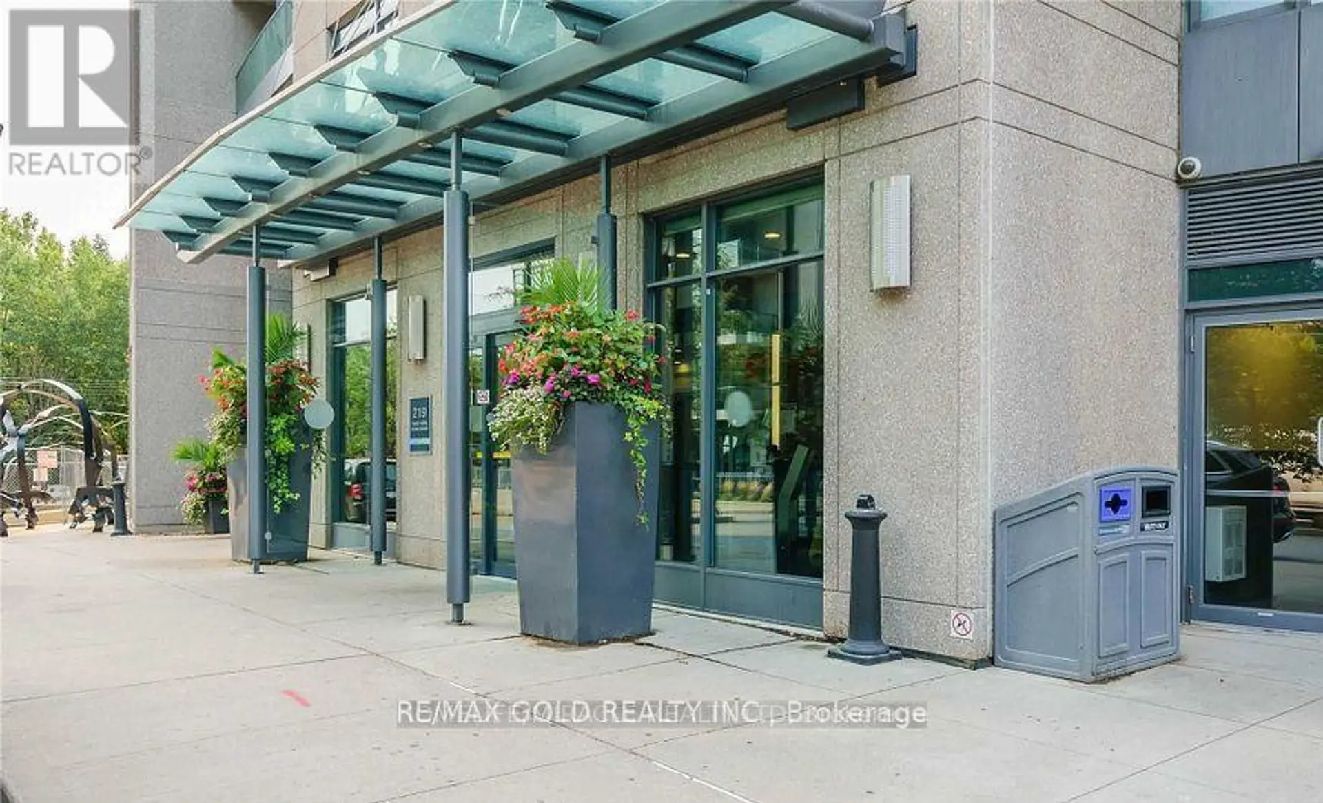 #1211 219 FORT YORK BOULEVARD - Image 4