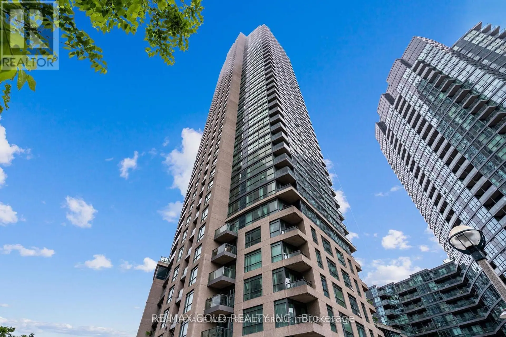 #1211 219 FORT YORK BOULEVARD - Image 1
