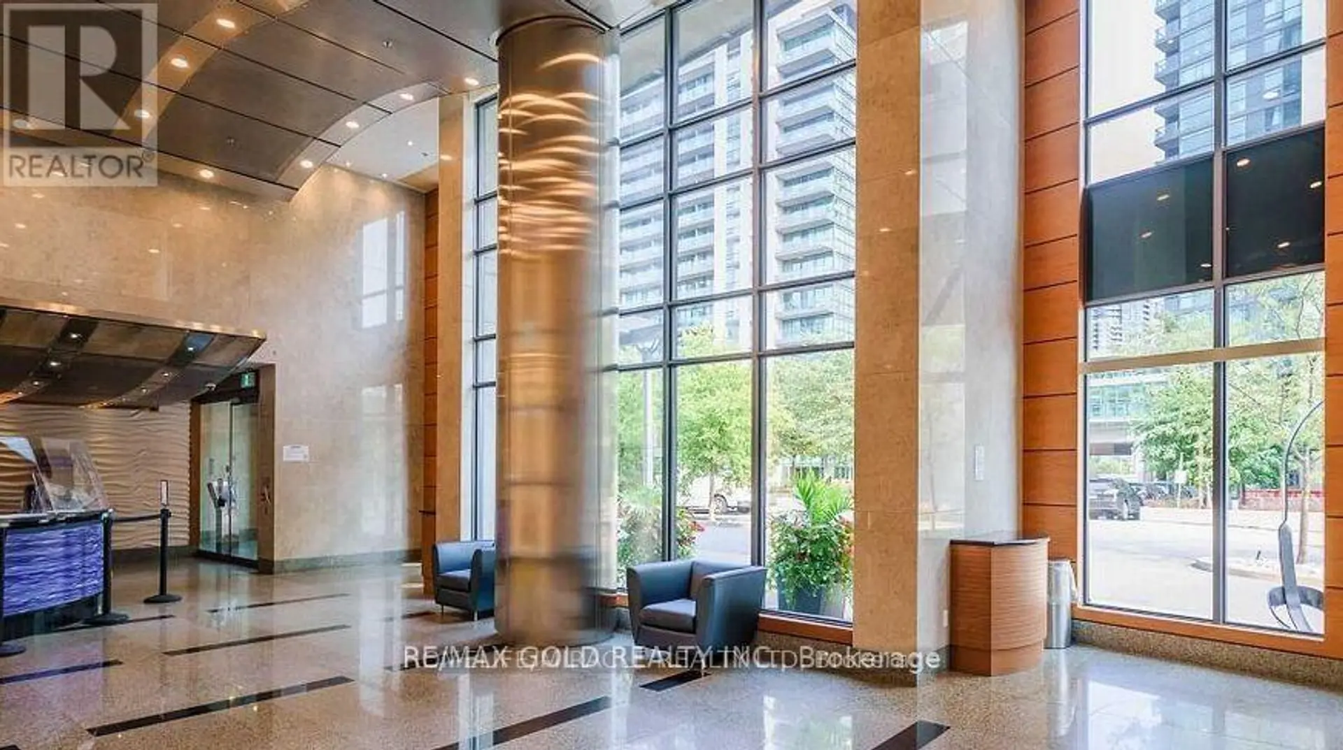#1211 219 FORT YORK BOULEVARD - Image 6