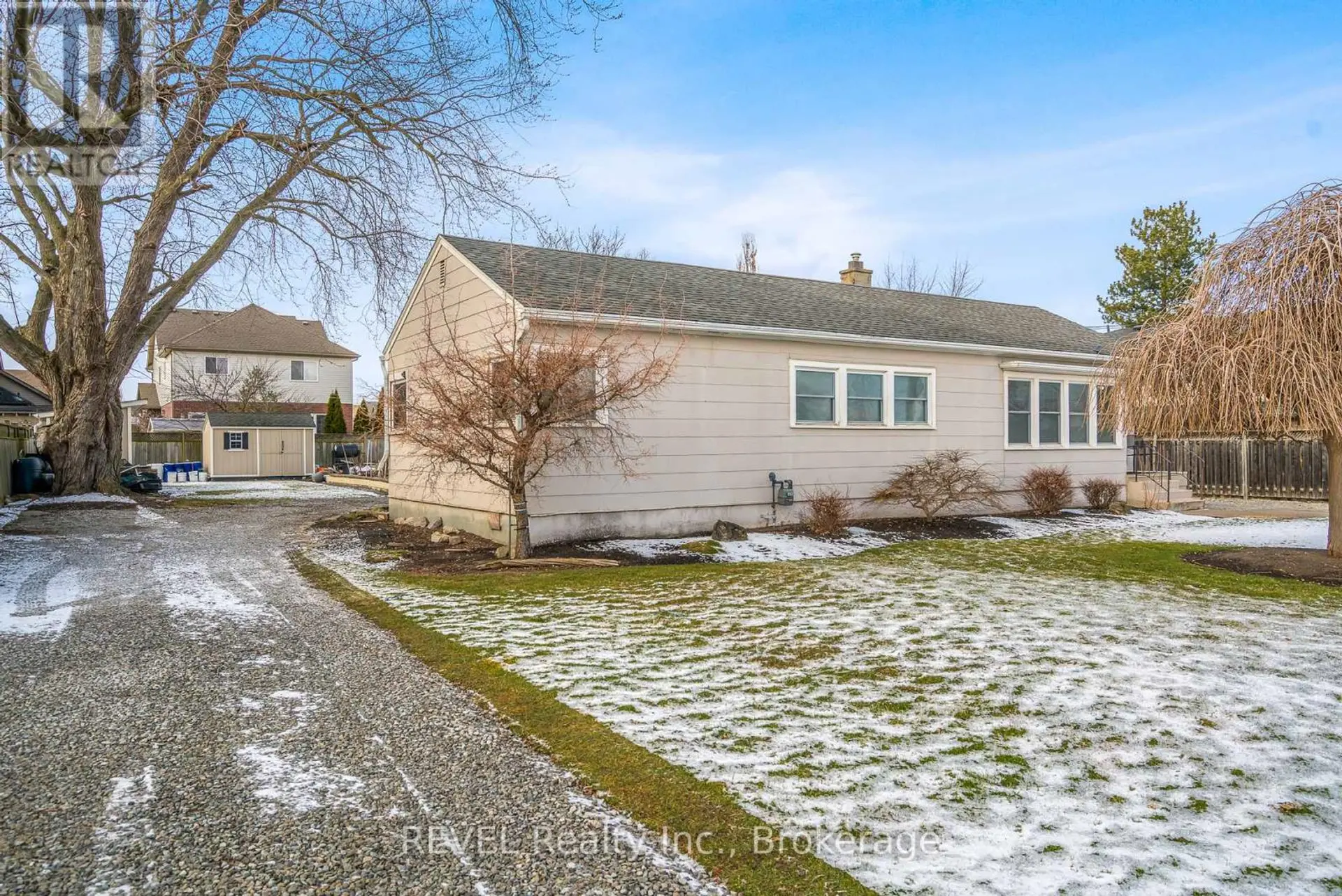 18 VALLEY ROAD - Image 15