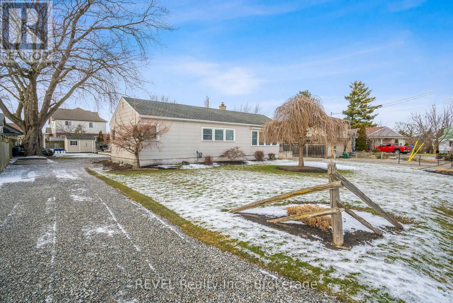 18 VALLEY ROAD - Image 7