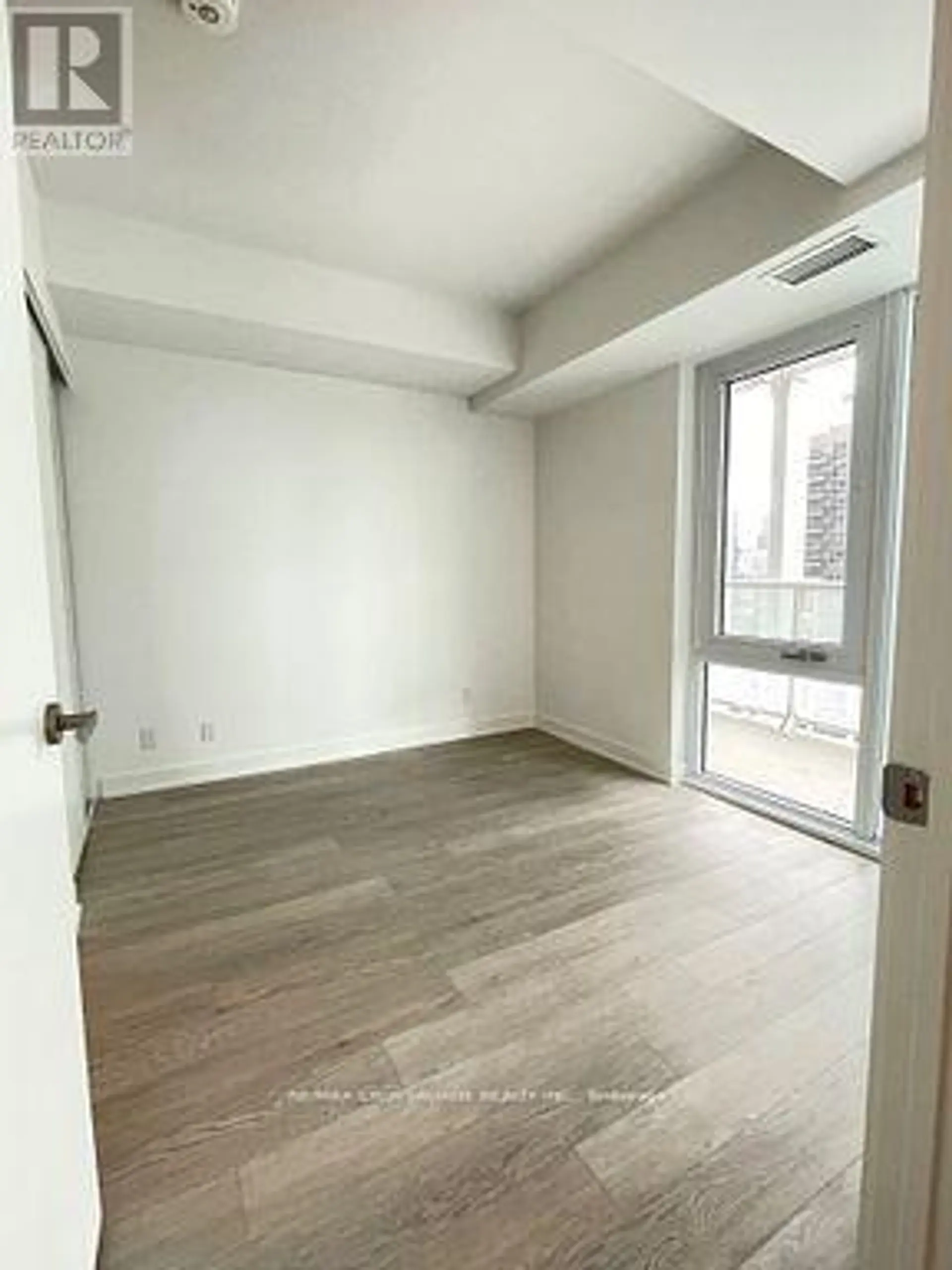 #2012 88 QUEEN STREET E - Image 10