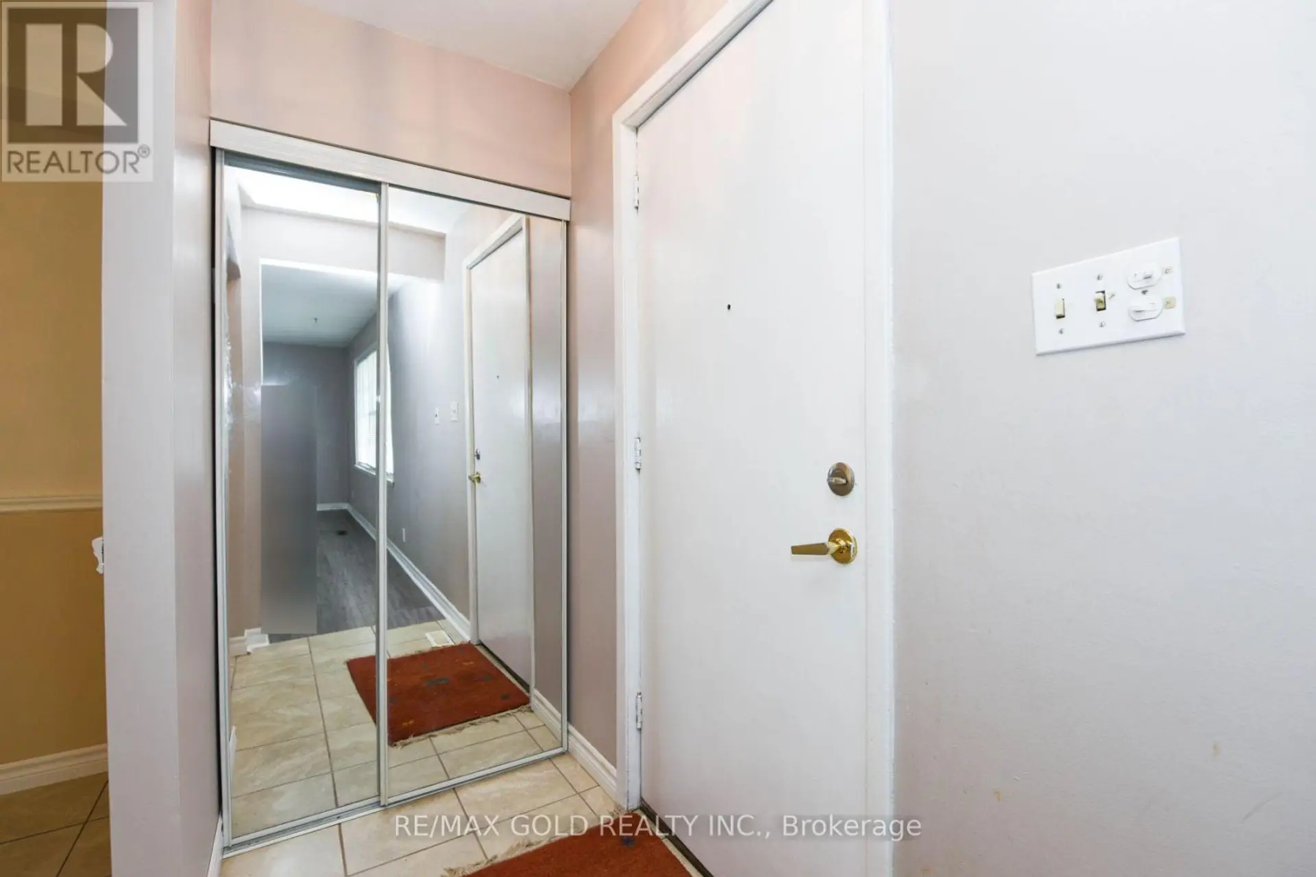 3657 WOODRUFF CRESCENT - Image 3