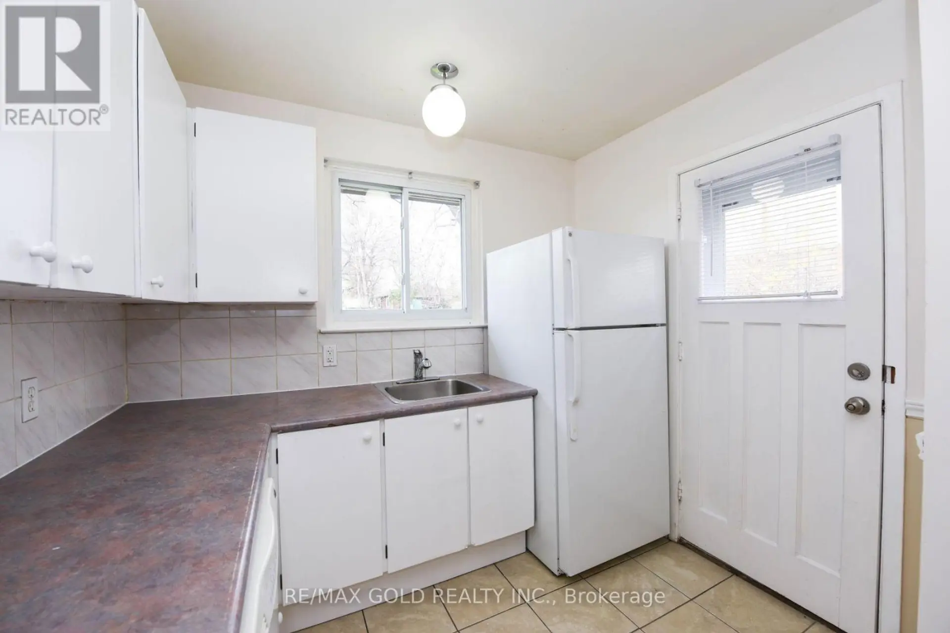 3657 WOODRUFF CRESCENT - Image 5