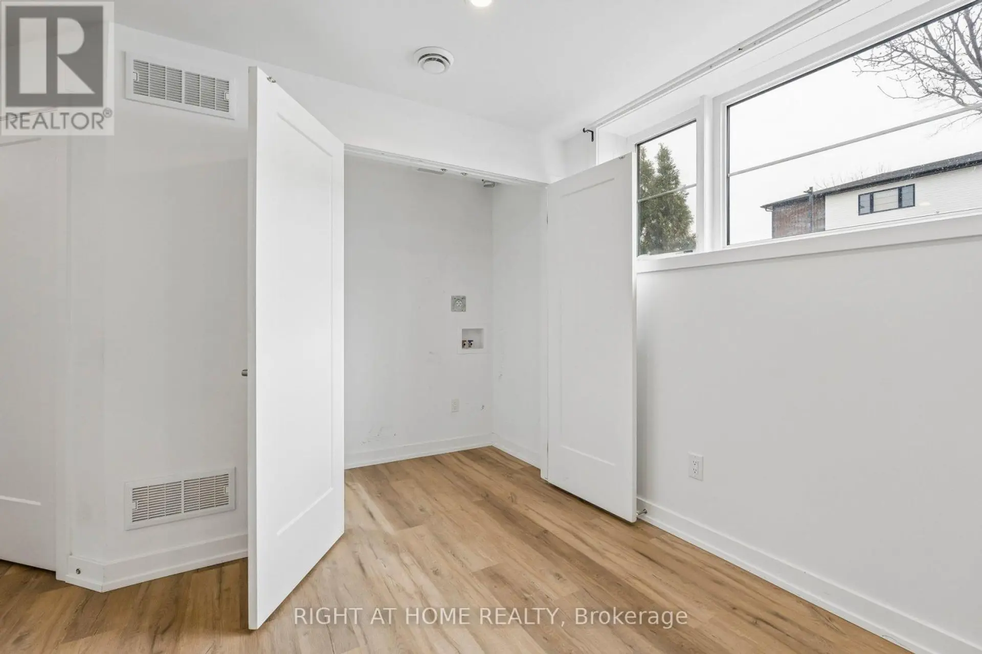 #212 4263 FOURTH AVENUE - Image 10