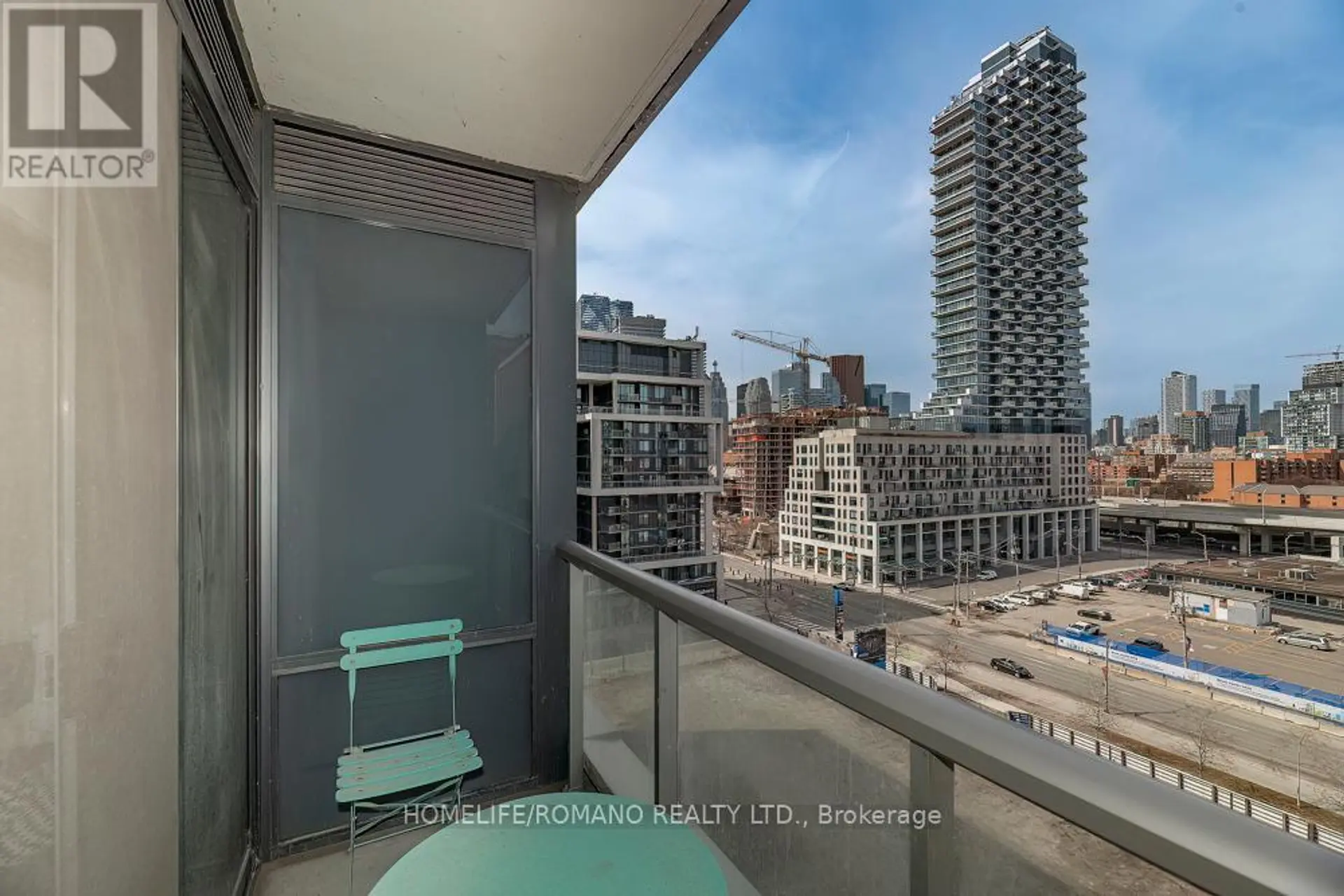#823 1 EDGEWATER DRIVE - Image 13