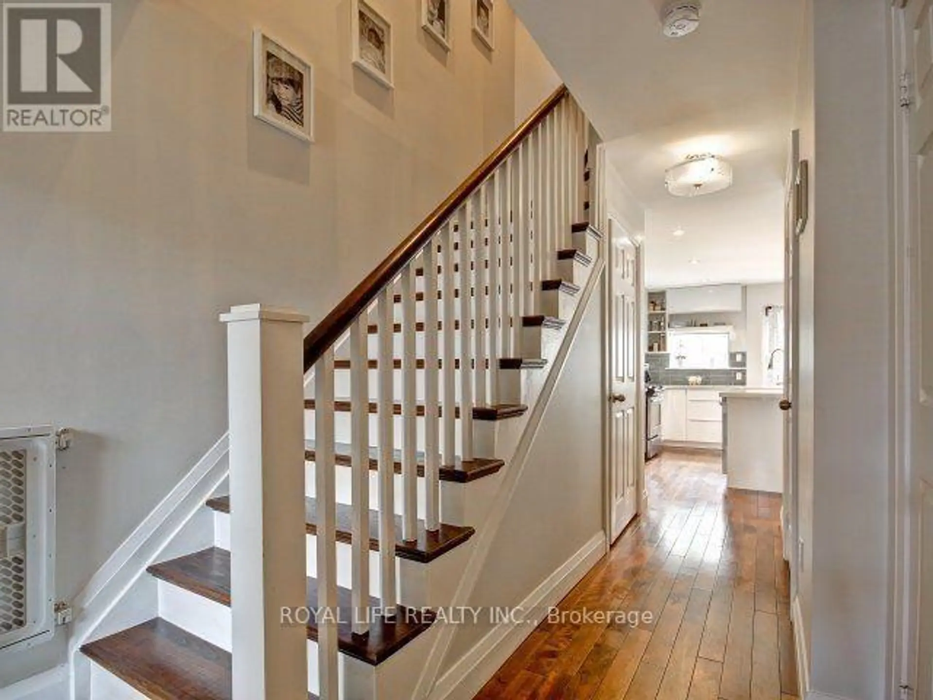 1070 LINDSAY DRIVE - Image 10