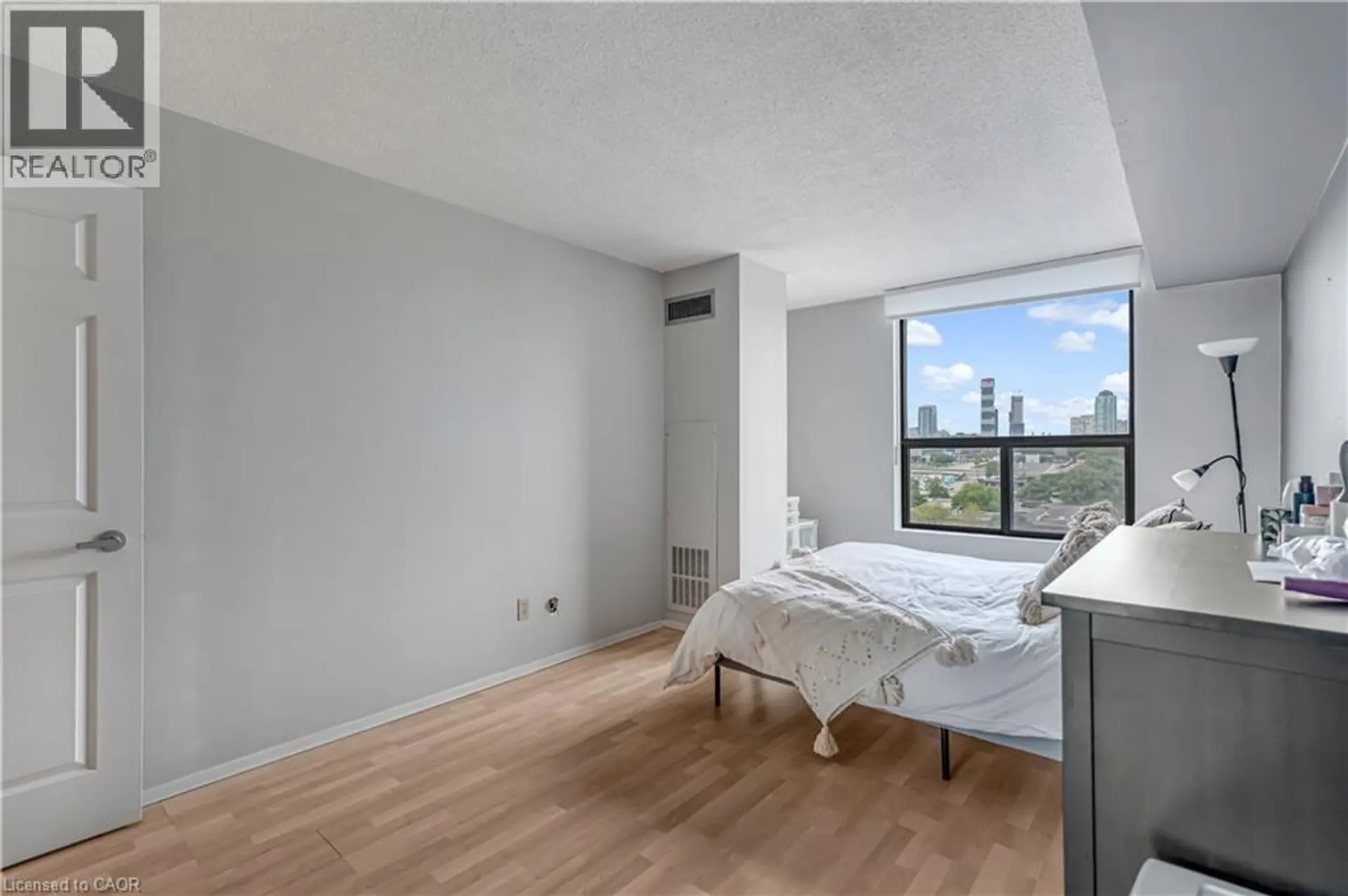 #903 25 AGNES Street - Image 16