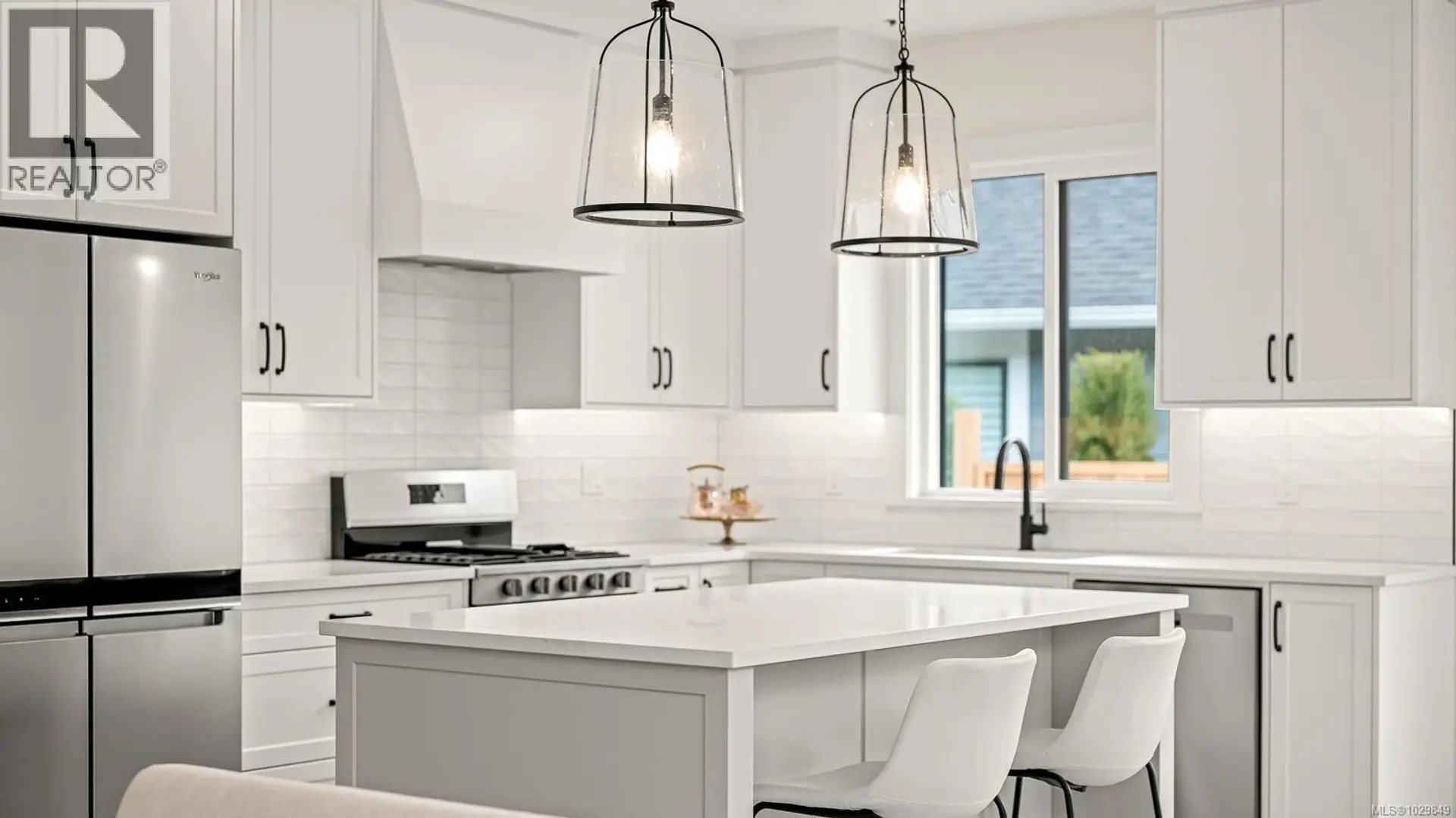 Property at #3 865 GRUMMAN PL, Comox, BC