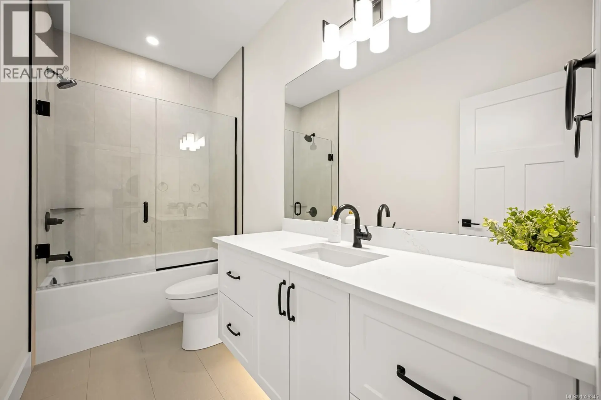 Property at #4 865 GRUMMAN PL, Comox, BC