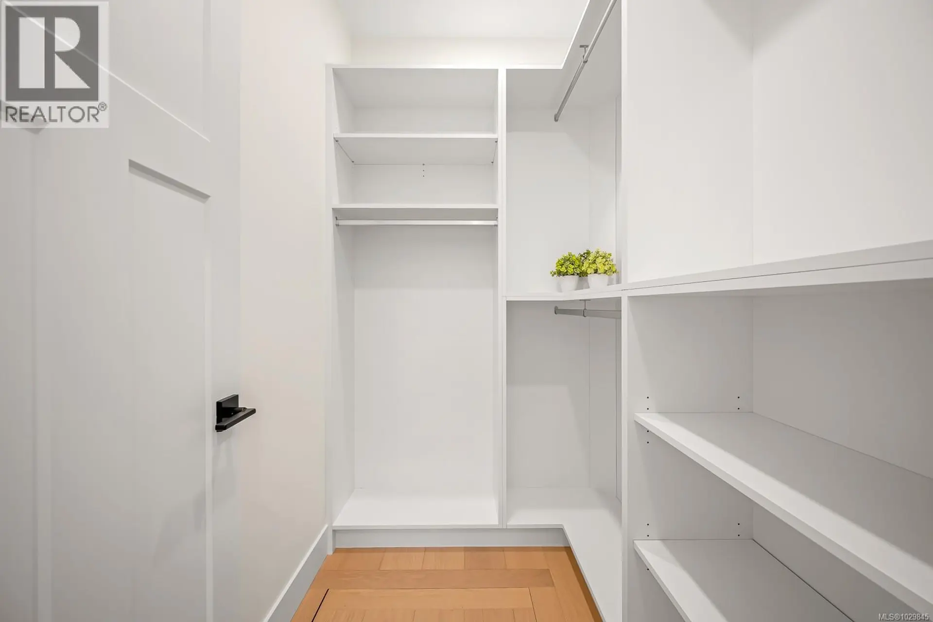 Property at #4 865 GRUMMAN PL, Comox, BC