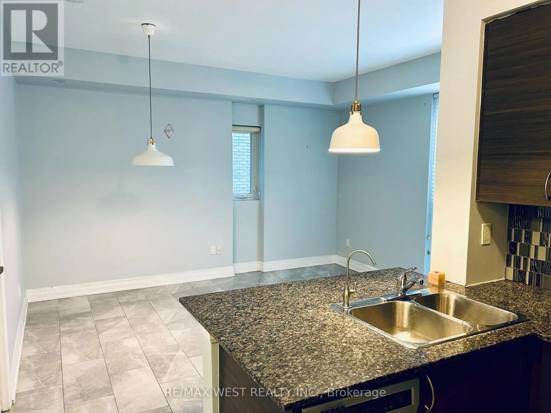 #102 5 SOUSA MENDES STREET - Image 8