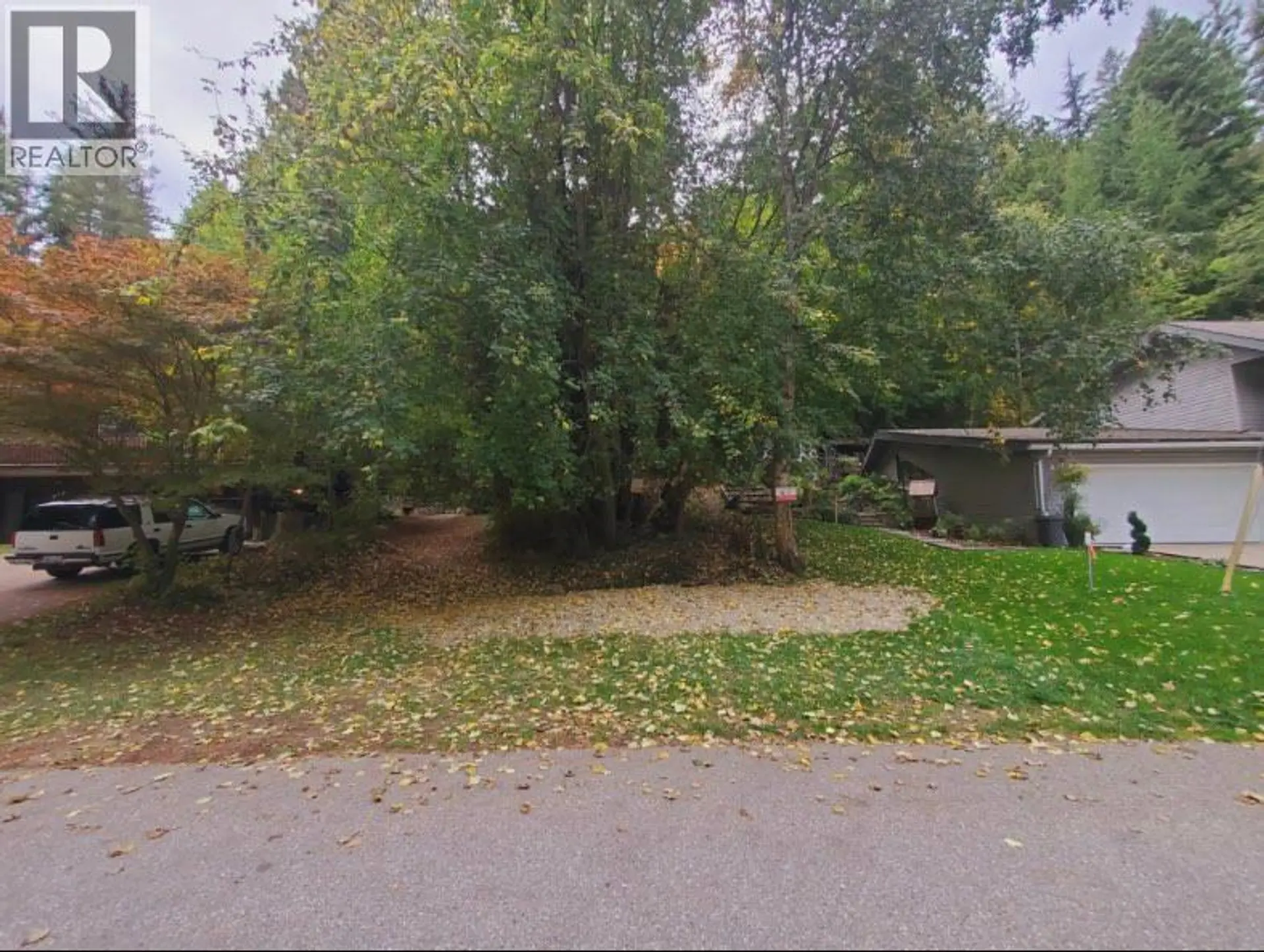 Property at 800 LYNNWOOD CRESCENT, Castlegar, BC