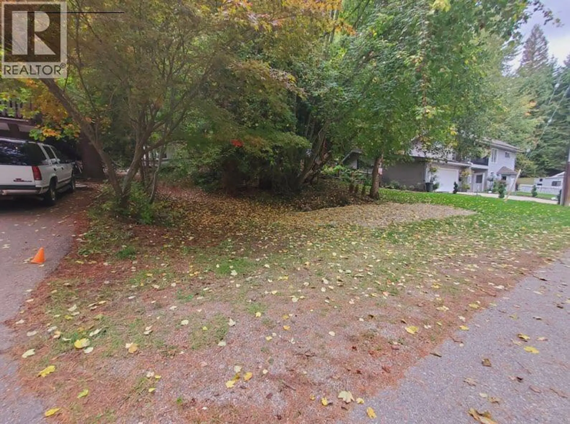 Property at 800 LYNNWOOD CRESCENT, Castlegar, BC