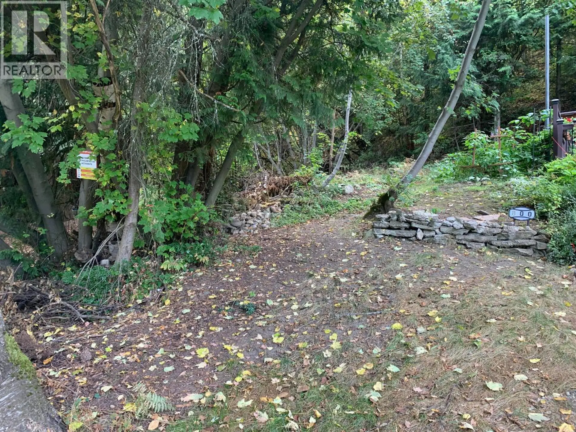 Property at 800 LYNNWOOD CRESCENT, Castlegar, BC