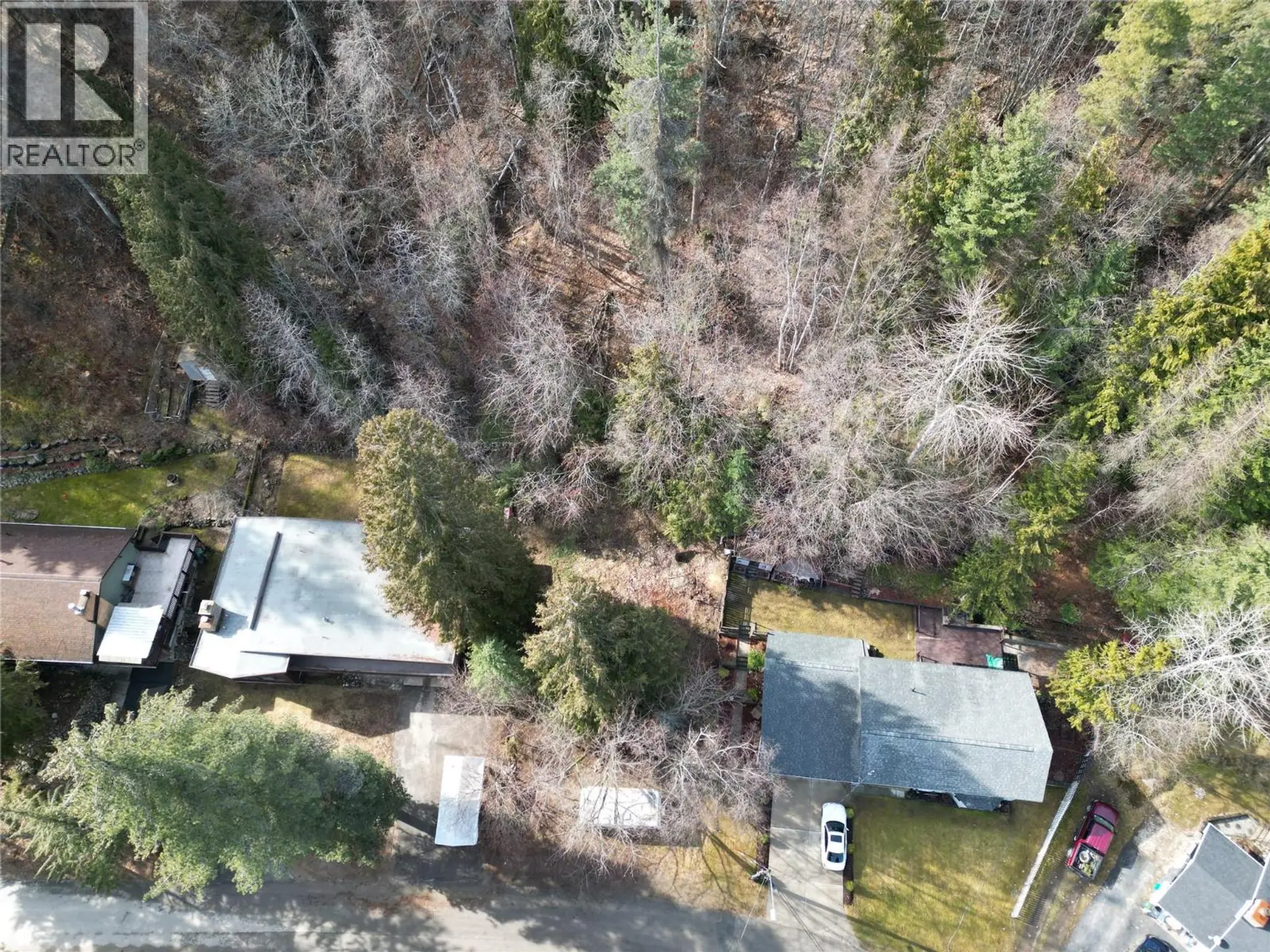 Property at 800 LYNNWOOD CRESCENT, Castlegar, BC