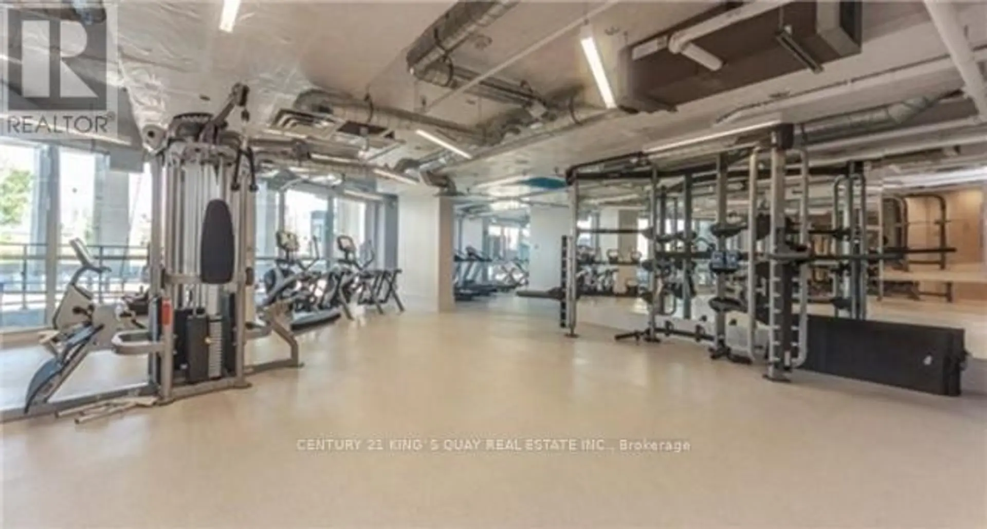 #1613 50 BRUYERES MEWS - Image 3