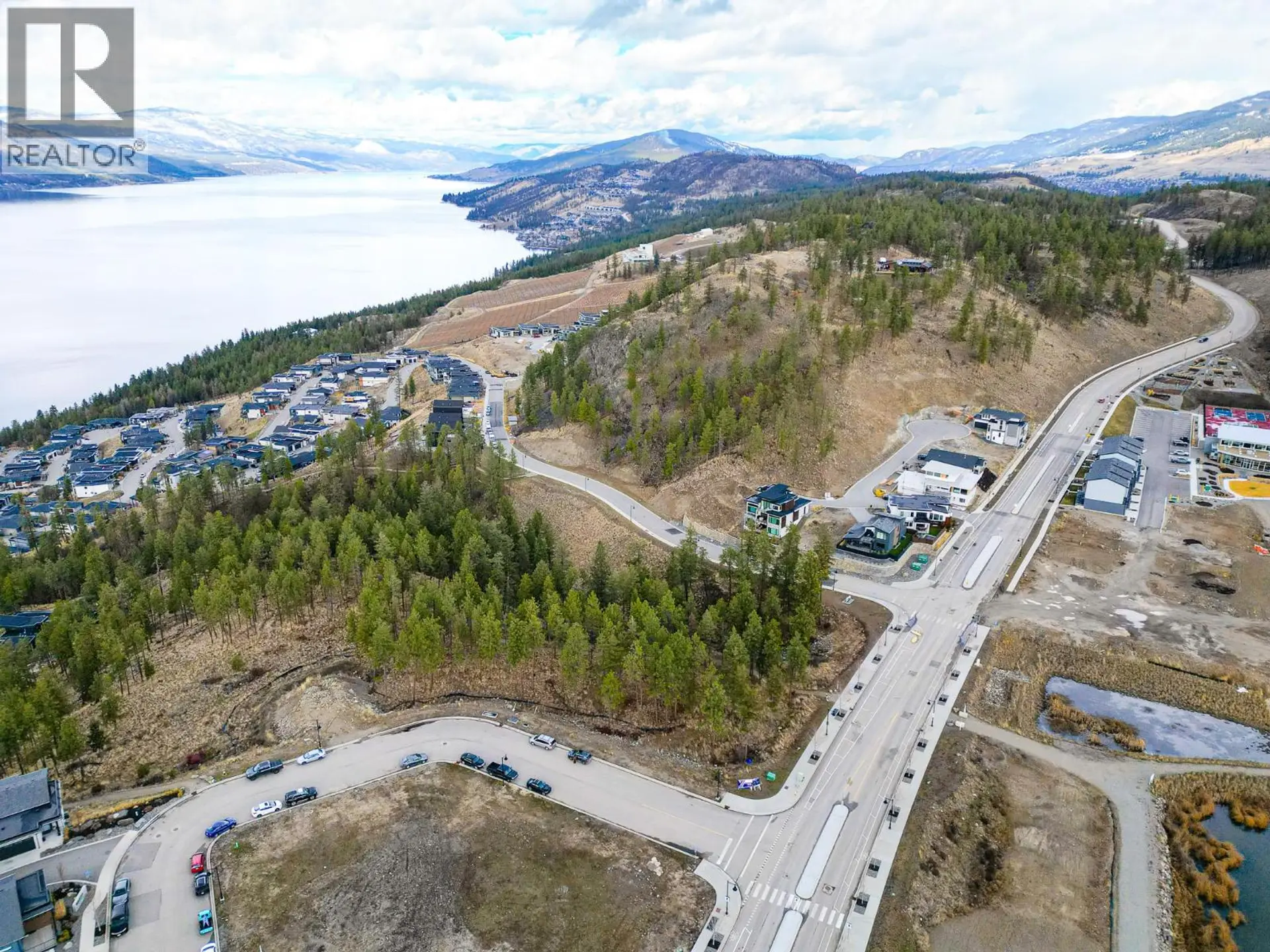 Property at 1810 HILLTOP CRESCENT, Kelowna, BC