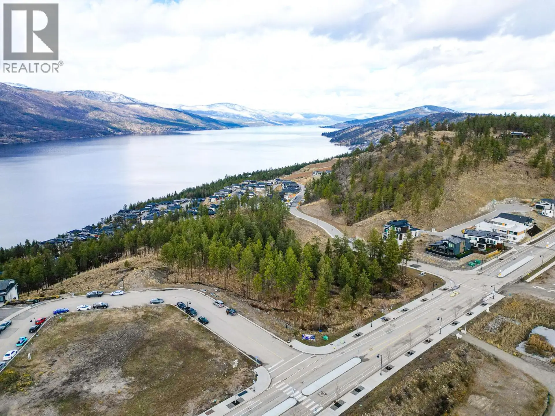 Property at 1810 HILLTOP CRESCENT, Kelowna, BC