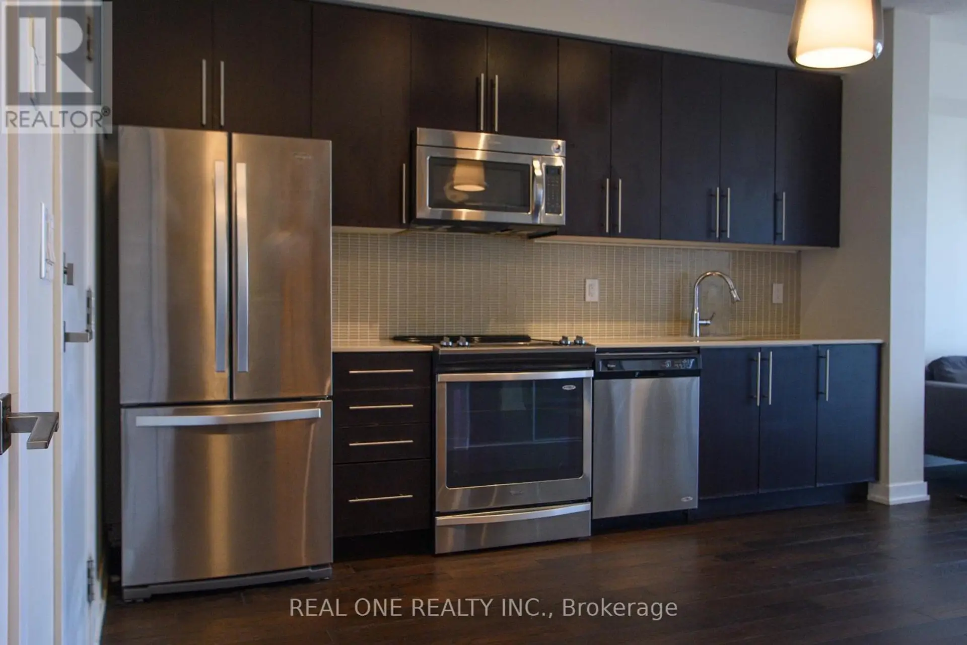 #1410 510 CURRAN PLACE - Image 14