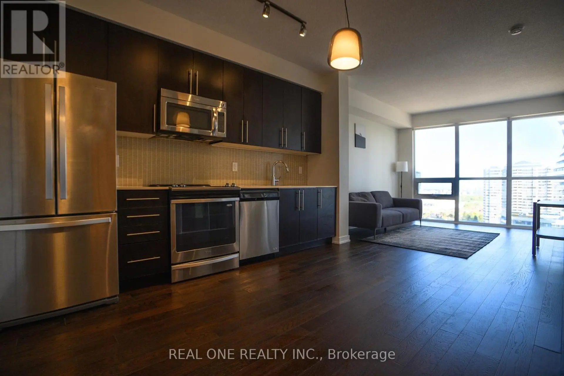 #1410 510 CURRAN PLACE - Image 4