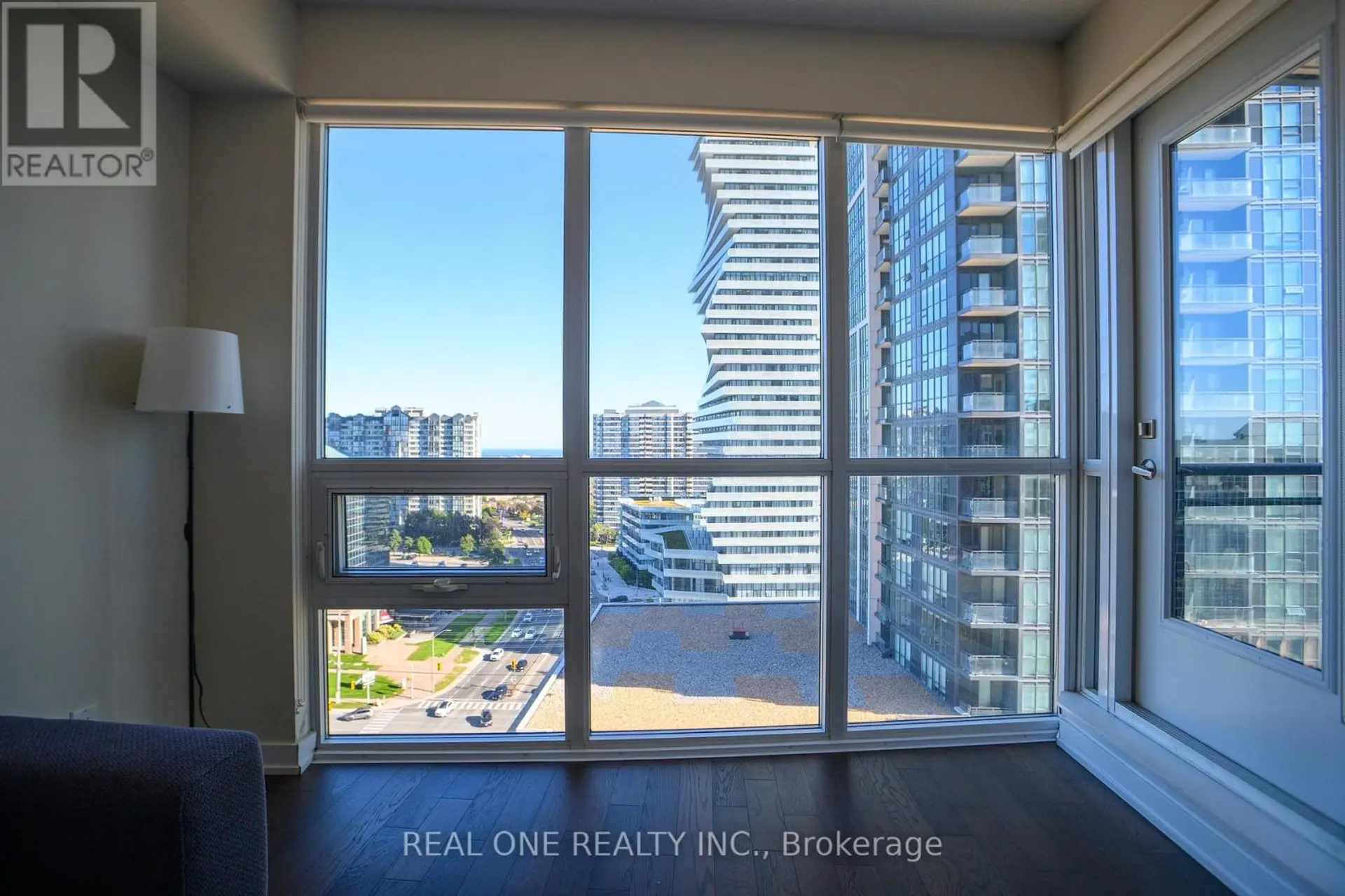 #1410 510 CURRAN PLACE - Image 5